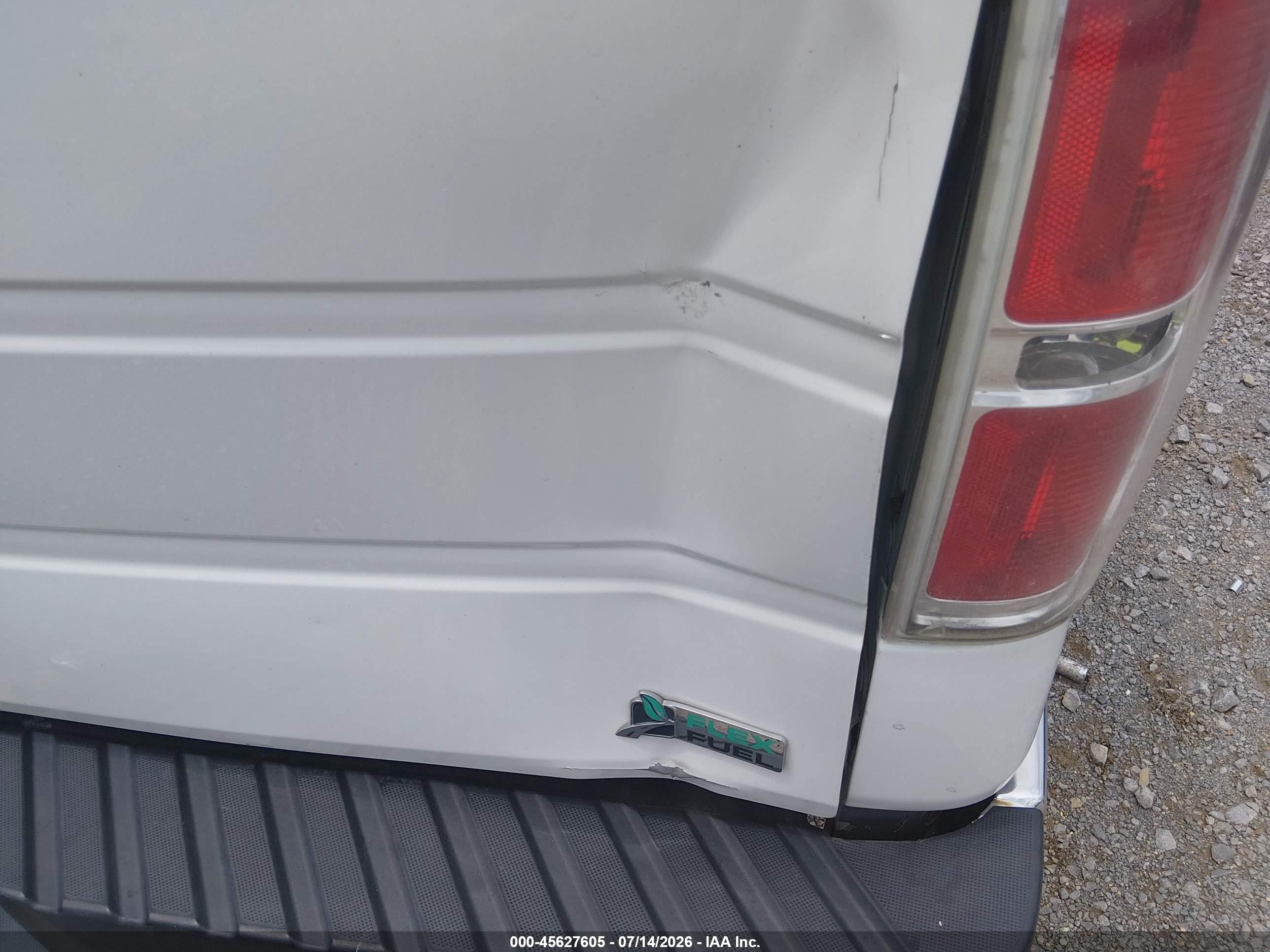 2010 Ford F-150 Fx4/harley-davidson/king Ranch/lariat/platinum/xl/xlt White vin: 1FTFW1EV6AFA69132