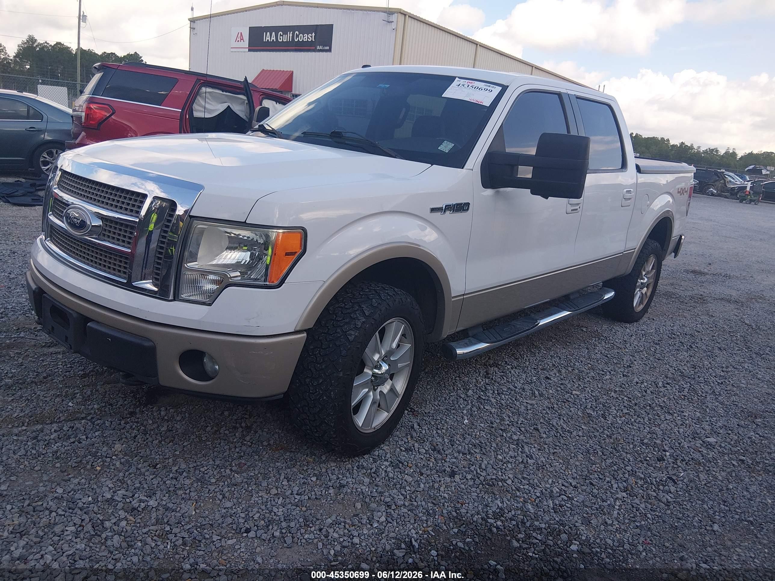 2010 Ford F-150   White vin: 1FTFW1EV6AFA70989
