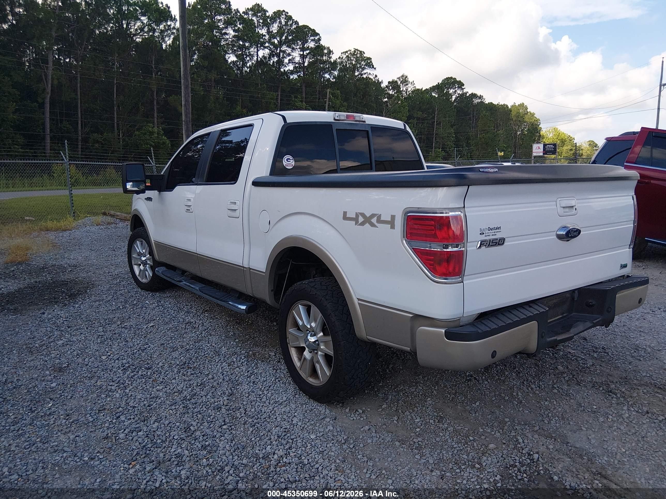 2010 Ford F-150   White vin: 1FTFW1EV6AFA70989