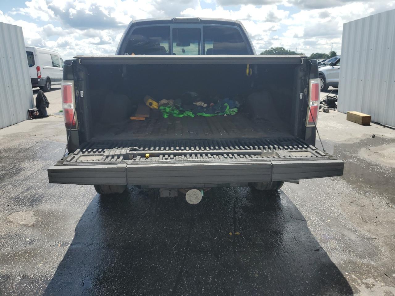 2010 Ford F150 Supercrew Black vin: 1FTFW1EV6AFC21698 Damage: Tonneau Cover, Aftermarket, Acceptable