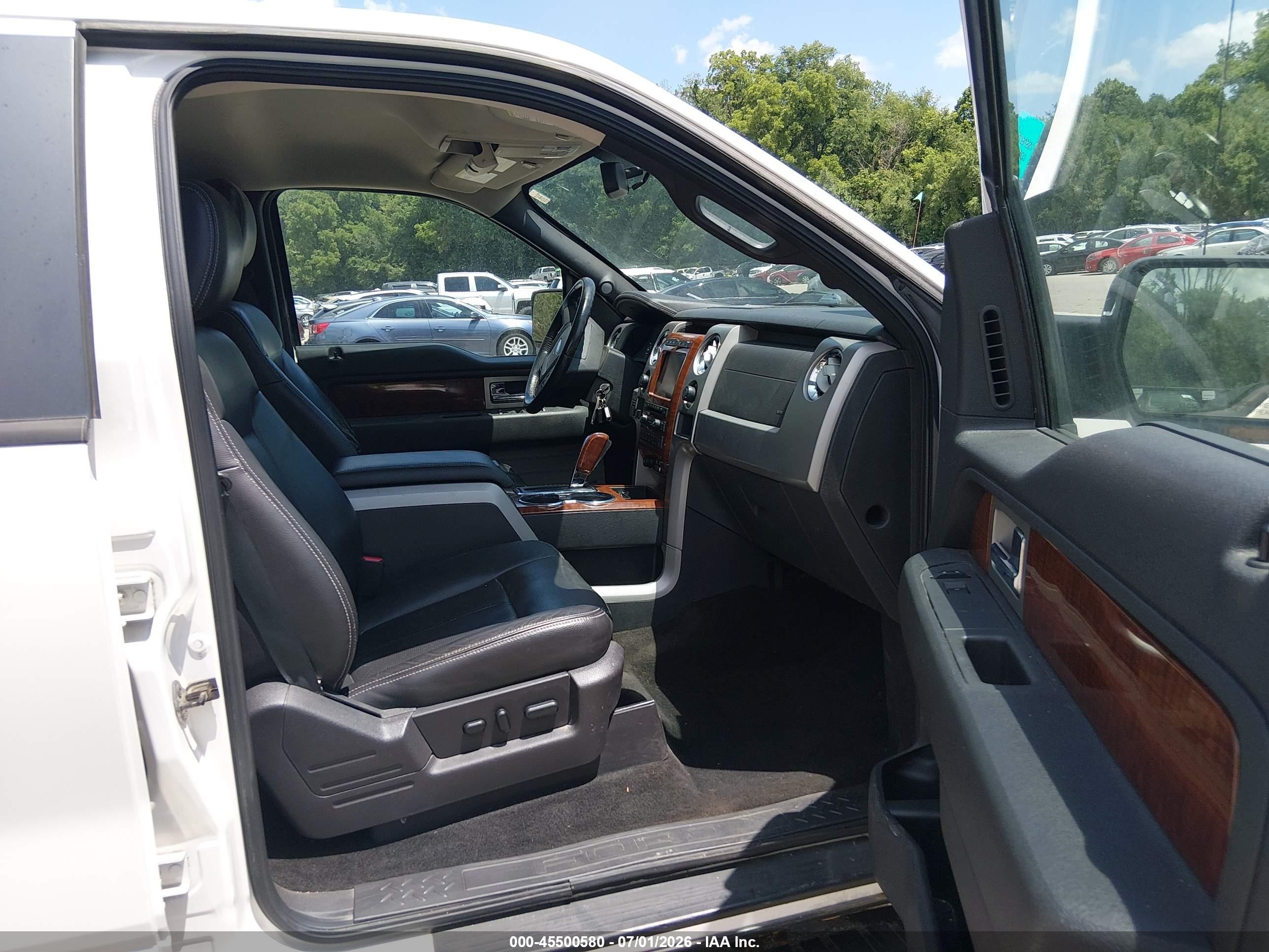2010 Ford F-150 Fx4/harley-davidson/king Ranch/lariat/platinum/xl/xlt White vin: 1FTFW1EV6AFC49047