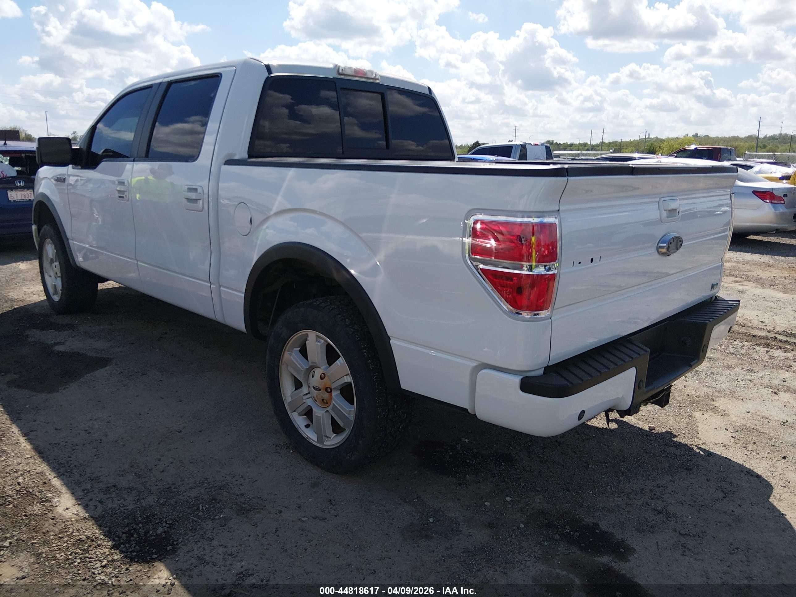 2010 Ford F-150 Fx4/harley-davidson/king Ranch/lariat/platinum/xl/xlt White vin: 1FTFW1EV6AFC62073