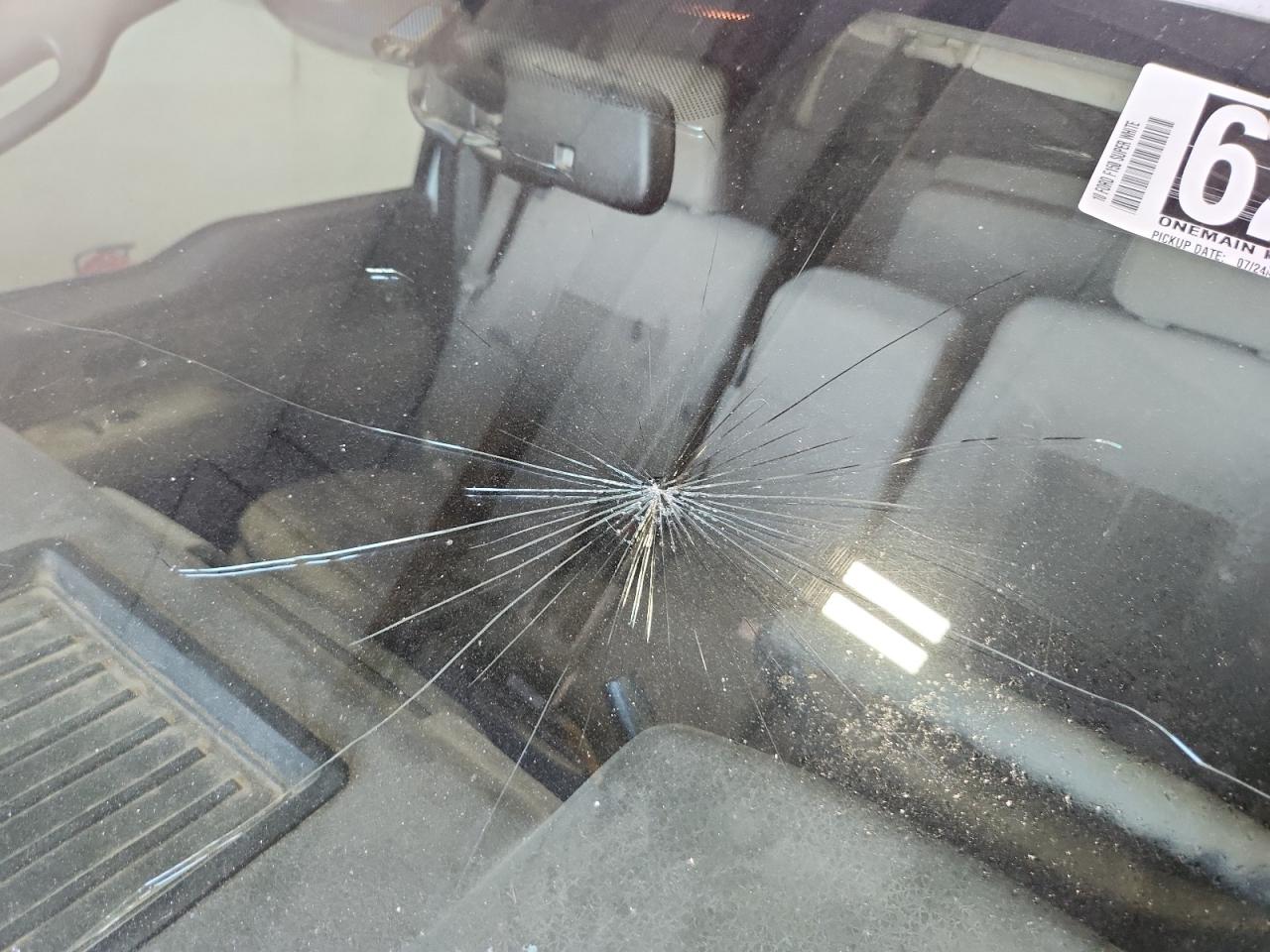 2010 Ford F150 Supercrew White vin: 1FTFW1EV6AFD33594 Damage: Windshield, Broken, Replacement Required