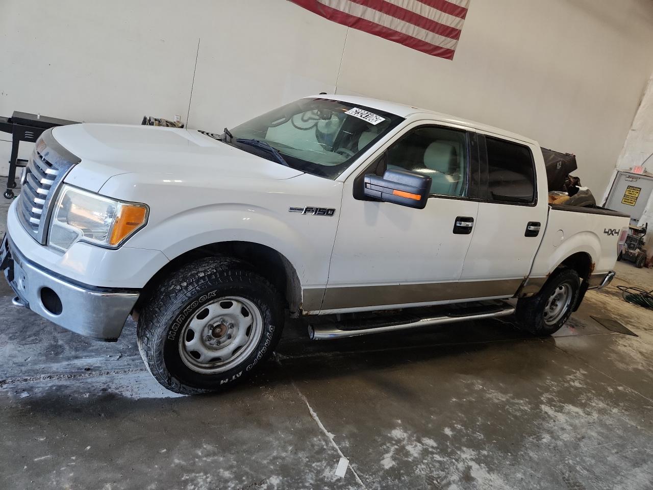 2010 Ford F150 Supercrew White vin: 1FTFW1EV6AFD33594 Damage: Left Running Board, Aftermarket, Acceptable