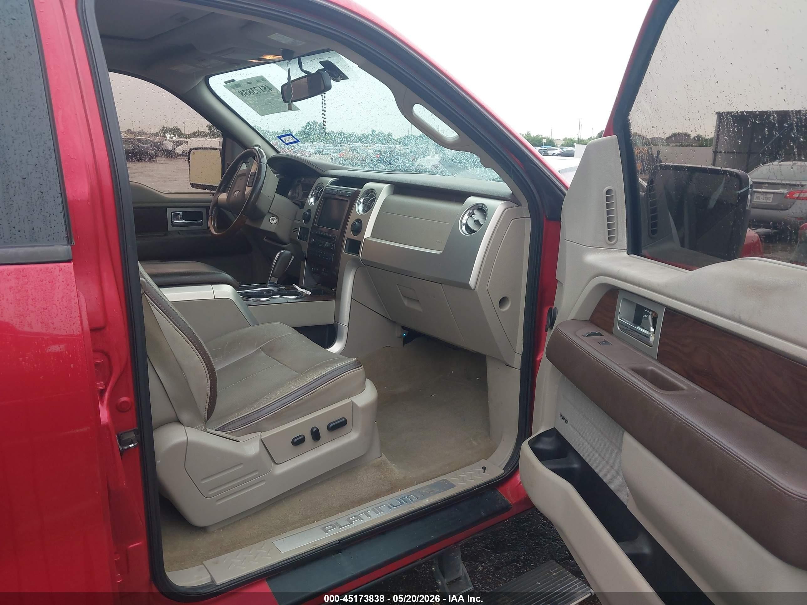 2010 Ford F-150 Platinum Красный vin: 1FTFW1EV7AFC84714