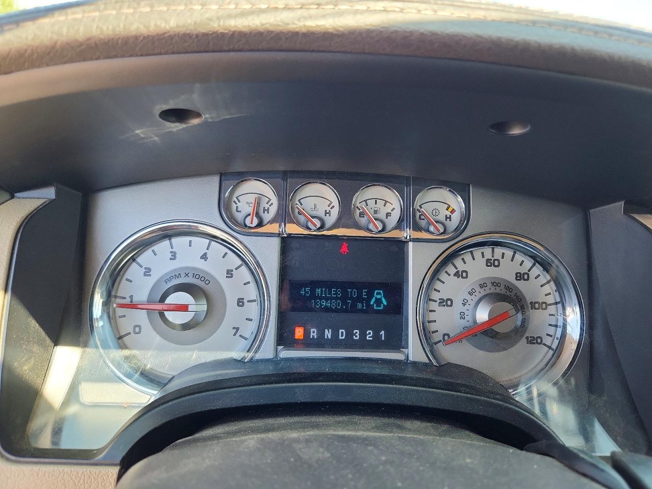 2010 Ford F150 Supercrew Red vin: 1FTFW1EV7AKE20413