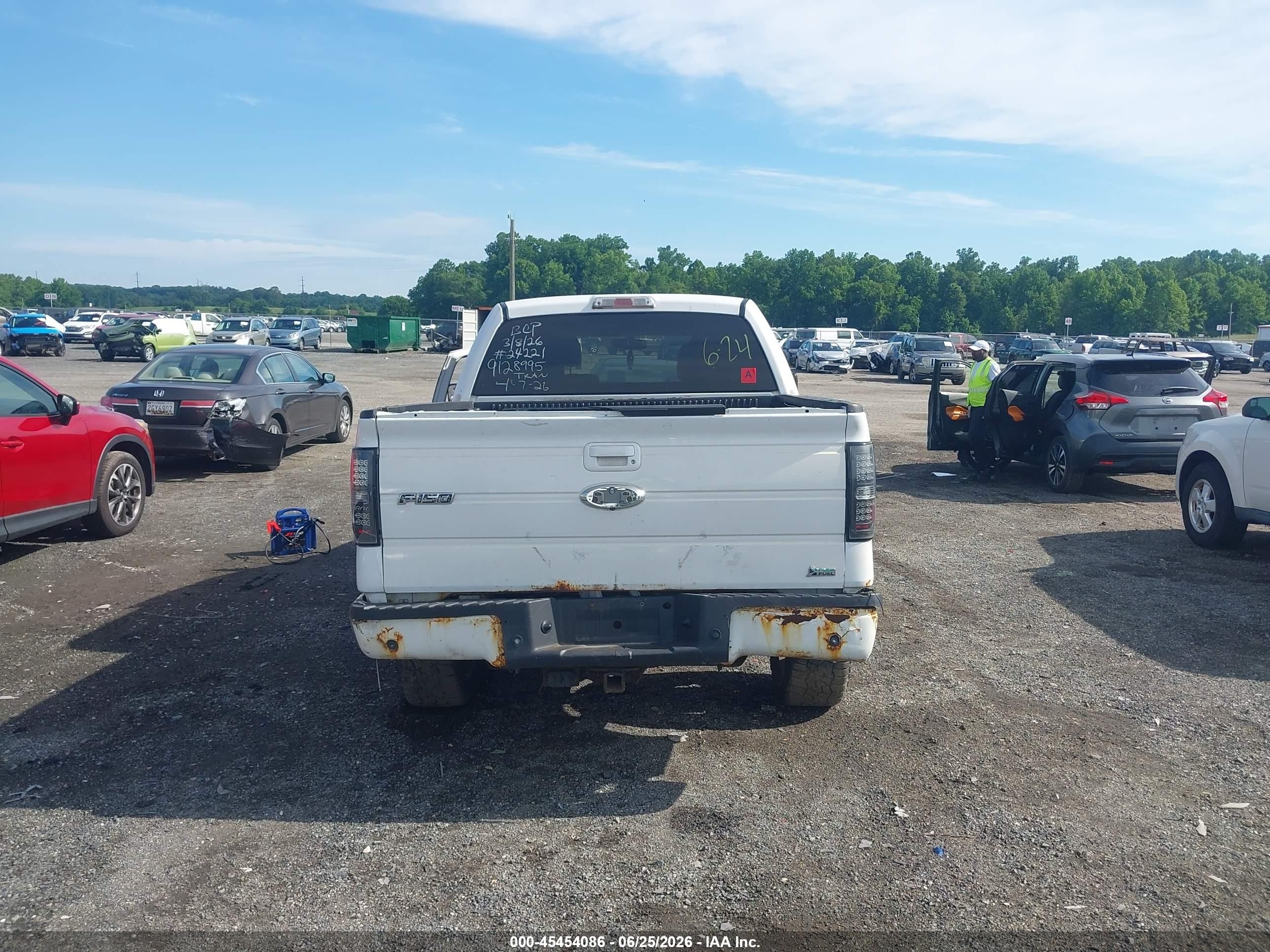 2010 Ford F-150 Fx4/harley-davidson/king Ranch/lariat/platinum/xl/xlt White vin: 1FTFW1EV8AFA26718