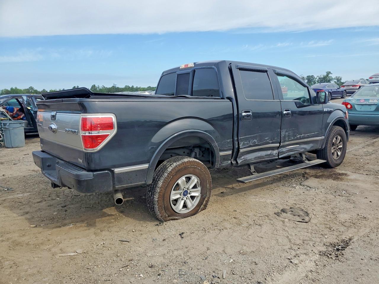 2010 Ford 150 Black vin: 1FTFW1EV8AFA92525
