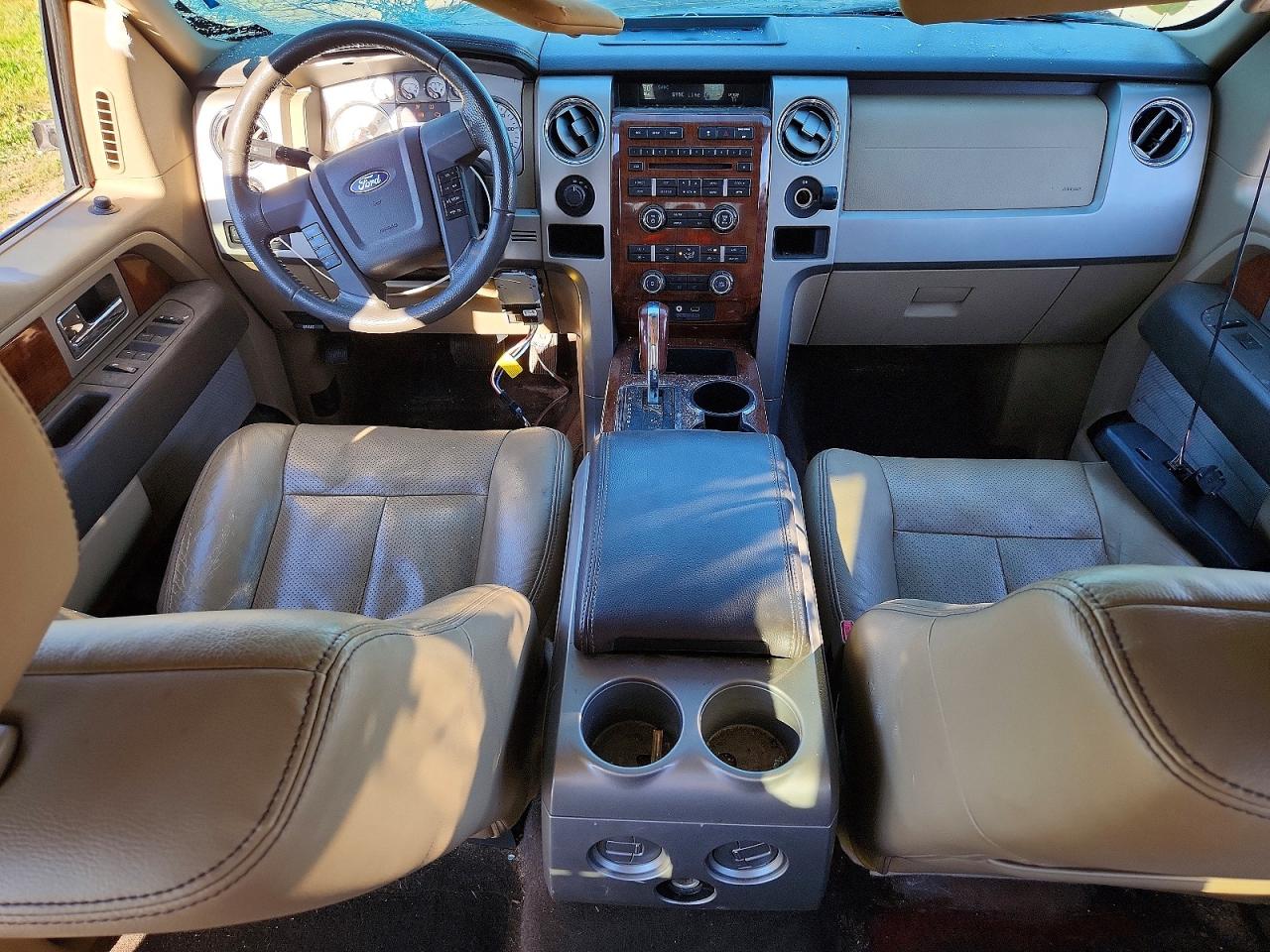 2010 Ford F150 Supercrew Red vin: 1FTFW1EV8AFB91815