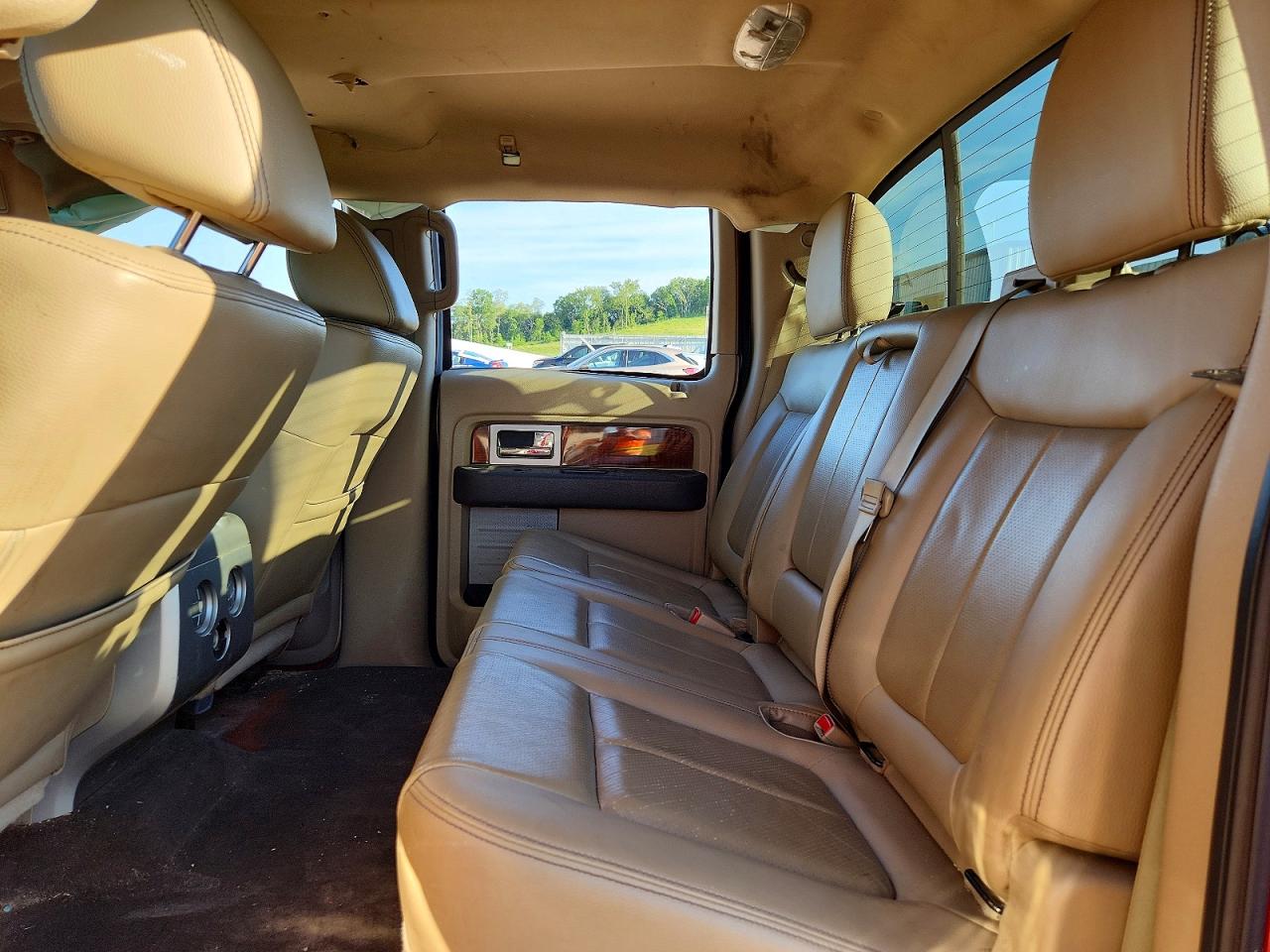 2010 Ford F150 Supercrew Red vin: 1FTFW1EV8AFB91815