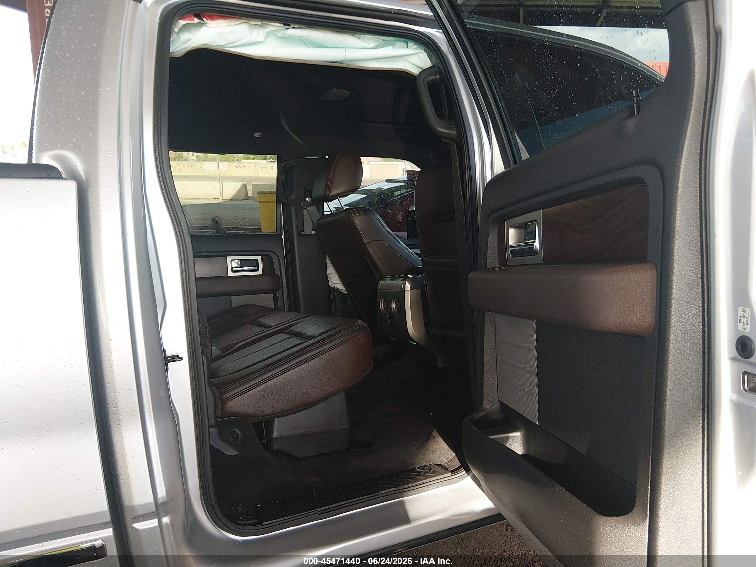 2010 Ford F-150   Silver vin: 1FTFW1EV8AFD70582