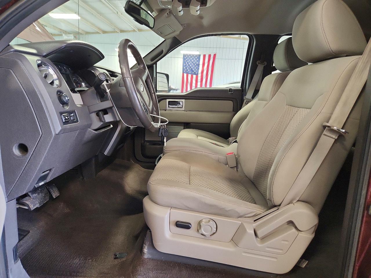 2010 Ford F150 Supercrew Burgundy vin: 1FTFW1EVXAFB45807