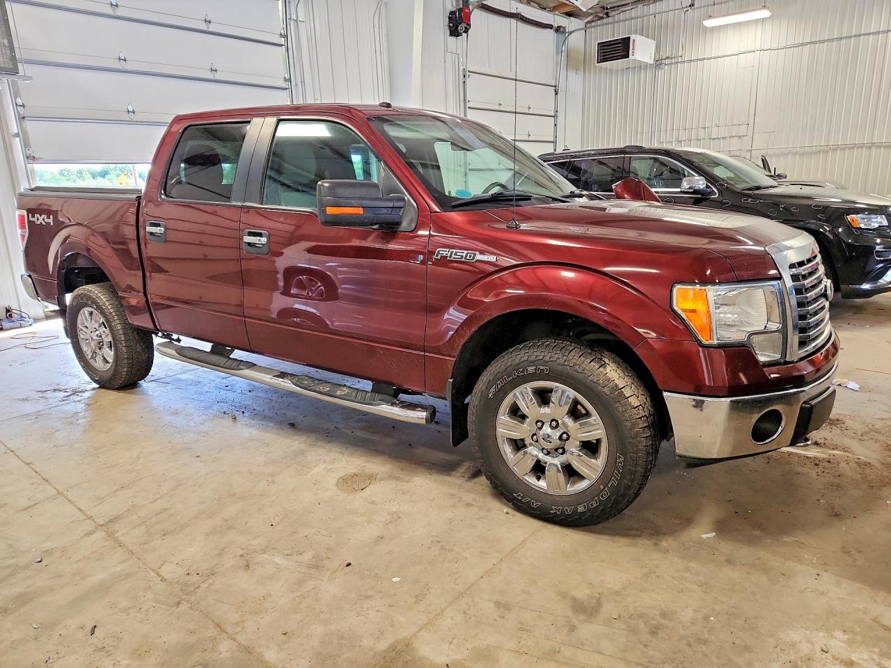 2010 Ford F150 Supercrew Burgundy vin: 1FTFW1EVXAFB45807
