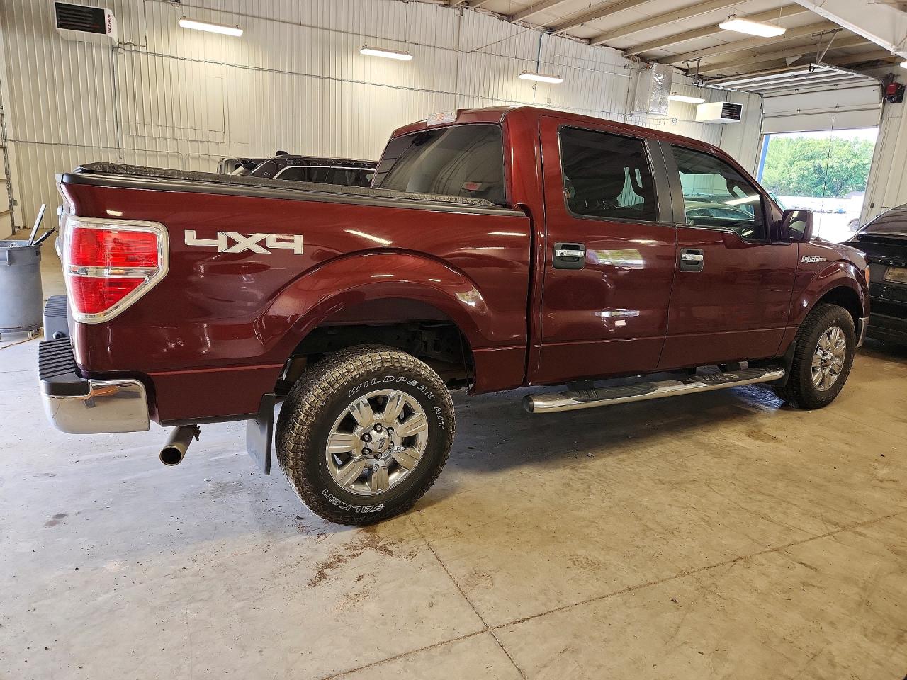 2010 Ford F150 Supercrew Burgundy vin: 1FTFW1EVXAFB45807
