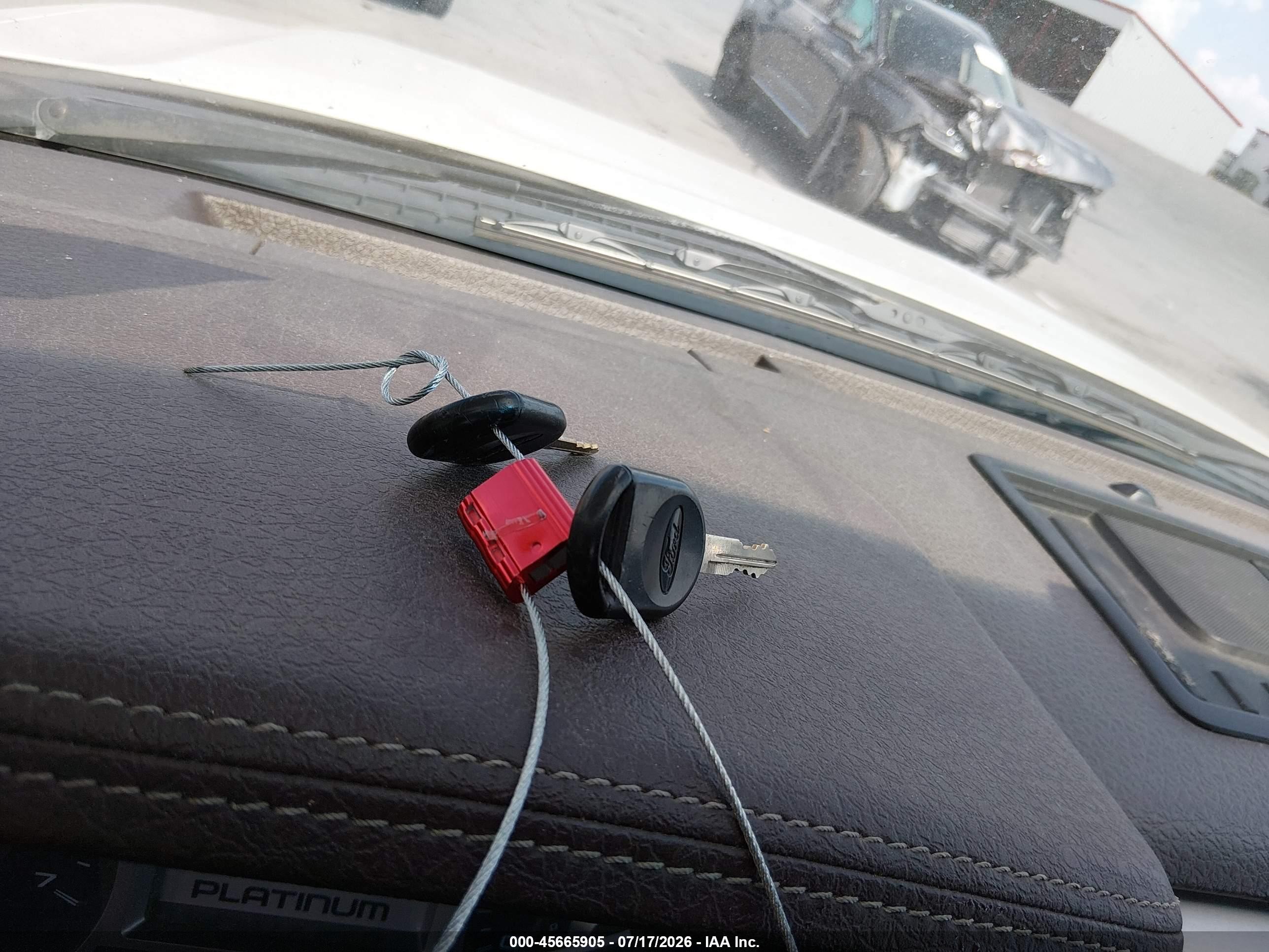 2010 Ford F-150 Platinum Белый vin: 1FTFW1EVXAFB79715