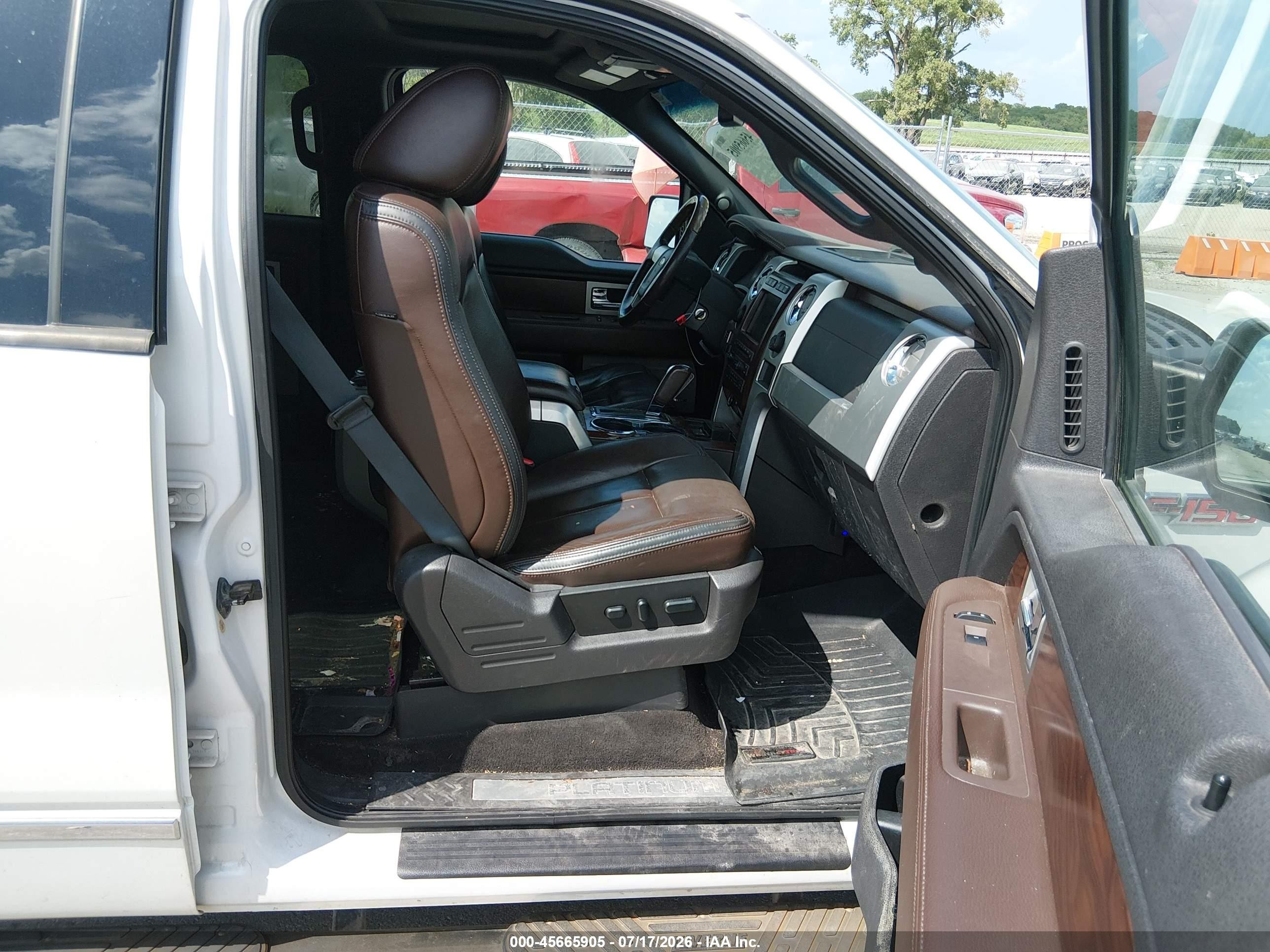 2010 Ford F-150 Platinum Белый vin: 1FTFW1EVXAFB79715