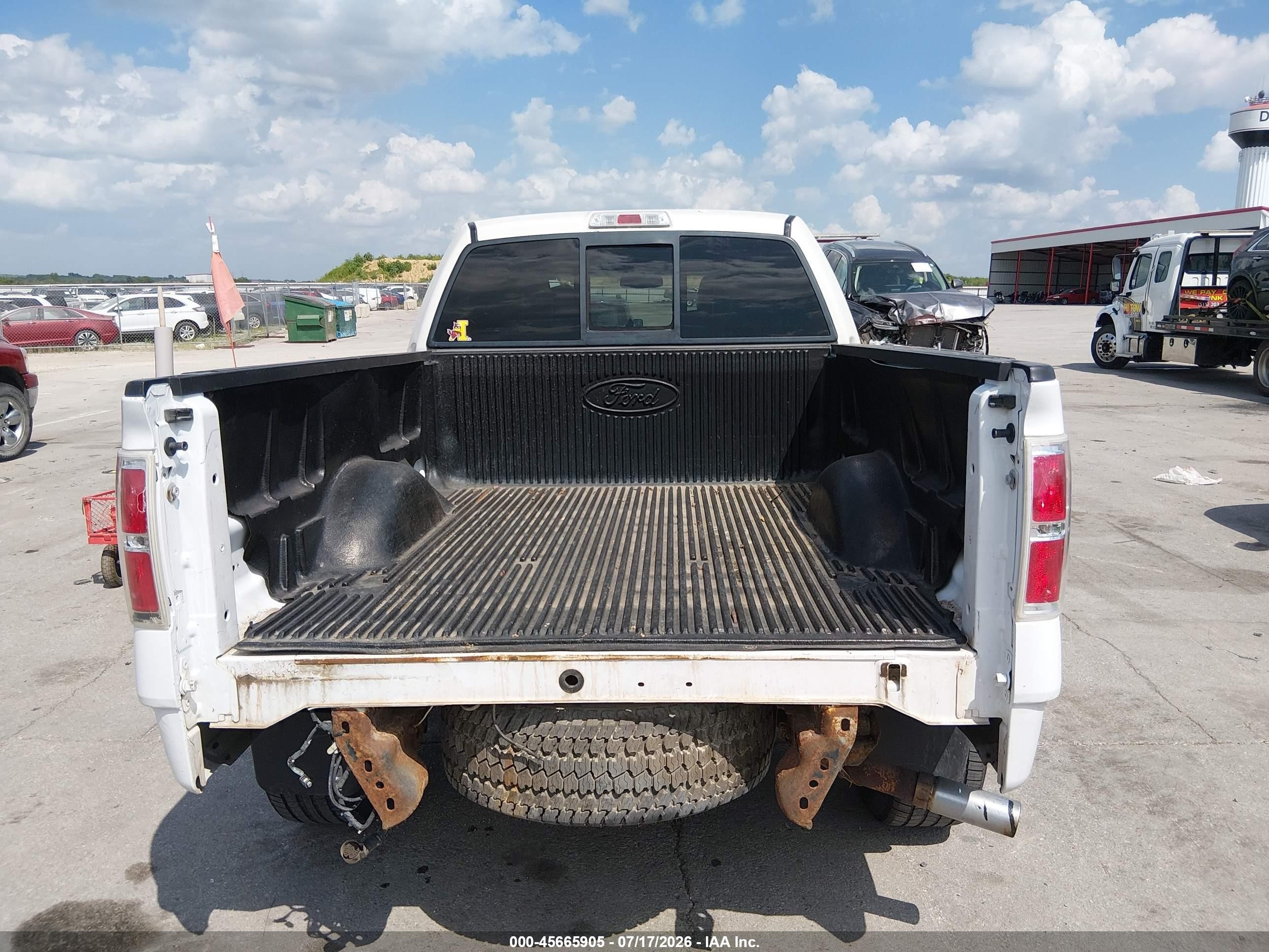 2010 Ford F-150 Platinum Белый vin: 1FTFW1EVXAFB79715