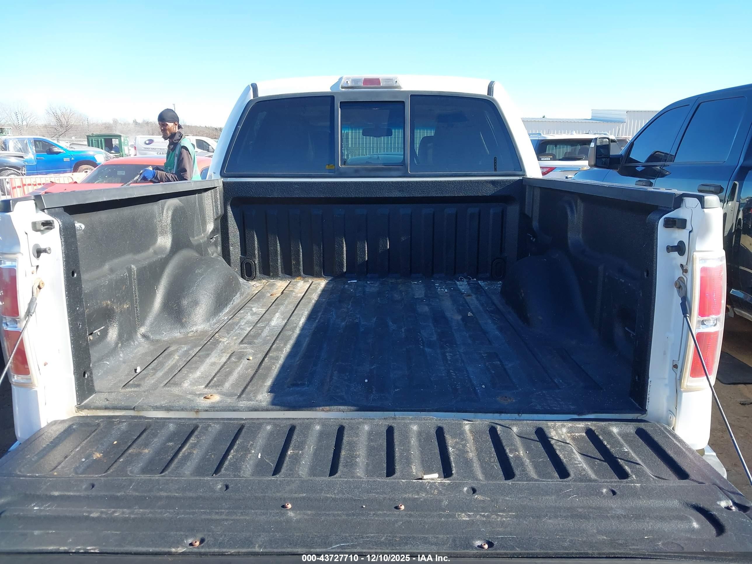2010 Ford F-150 Fx4/harley-davidson/king Ranch/lariat/platinum/xl/xlt White vin: 1FTFW1EVXAKB46463