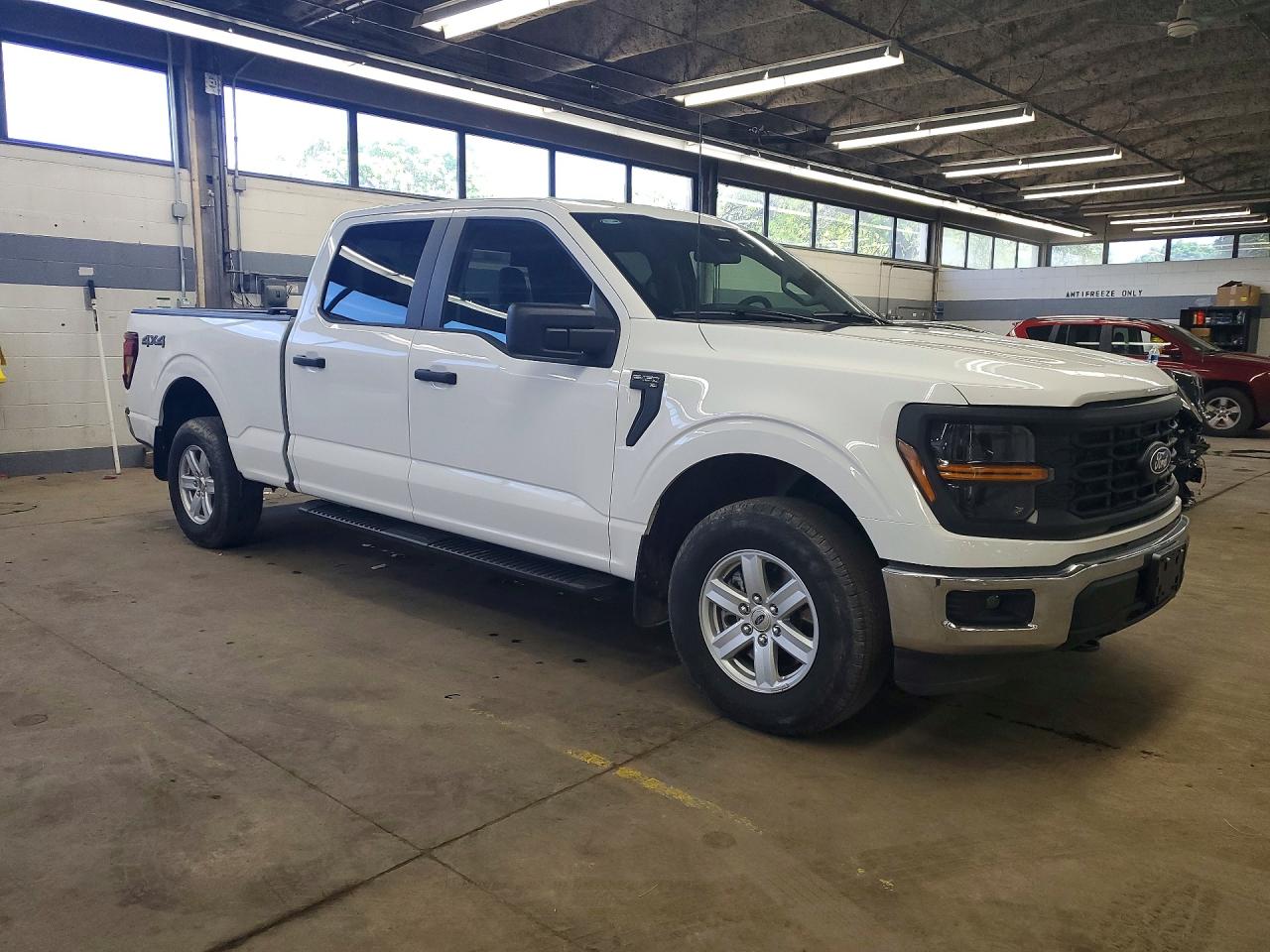 2024 Ford F150 Xl White vin: 1FTFW1L86RKF13884