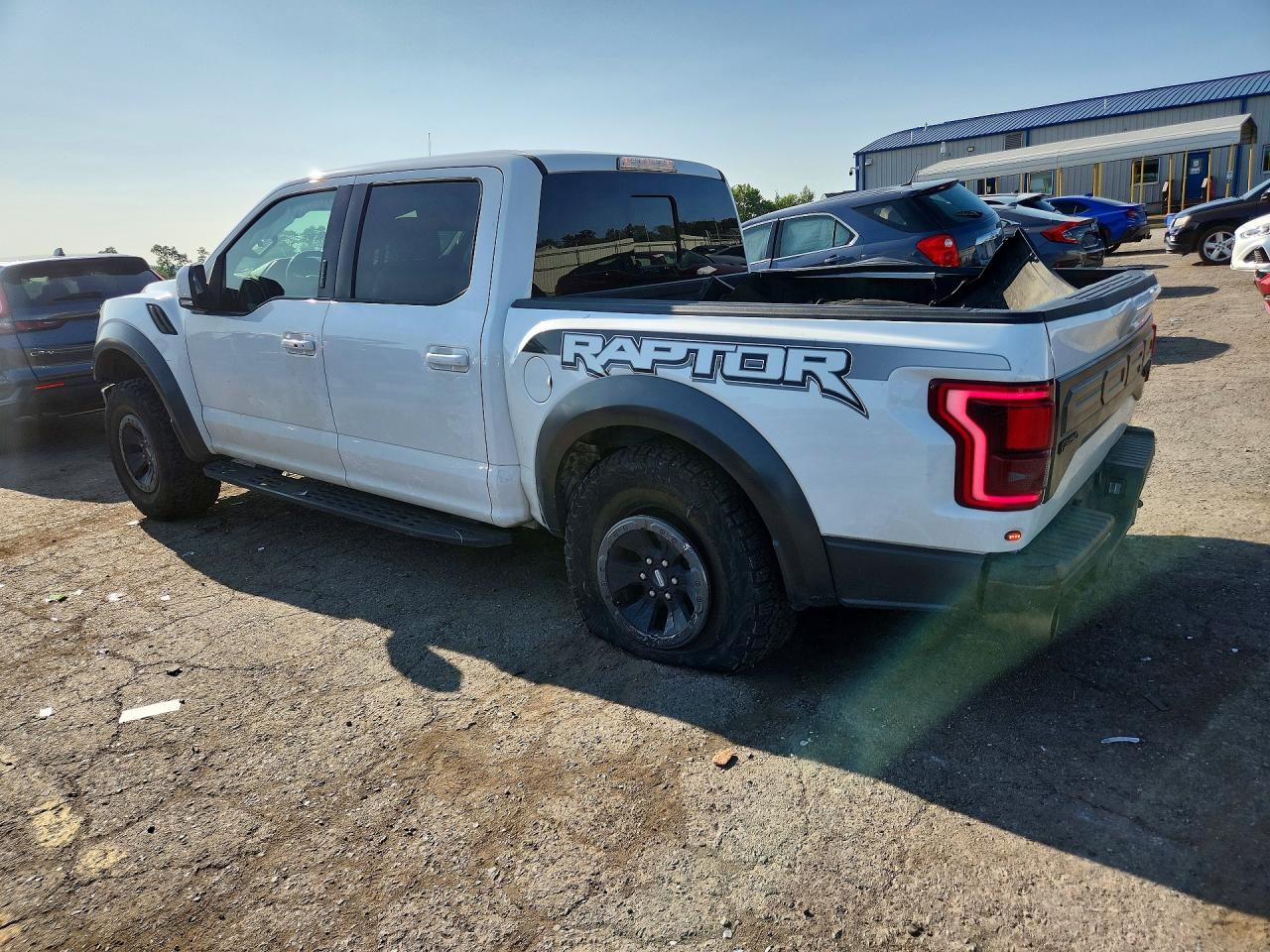 2018 Ford F150 Raptor White vin: 1FTFW1RG0JFA12338