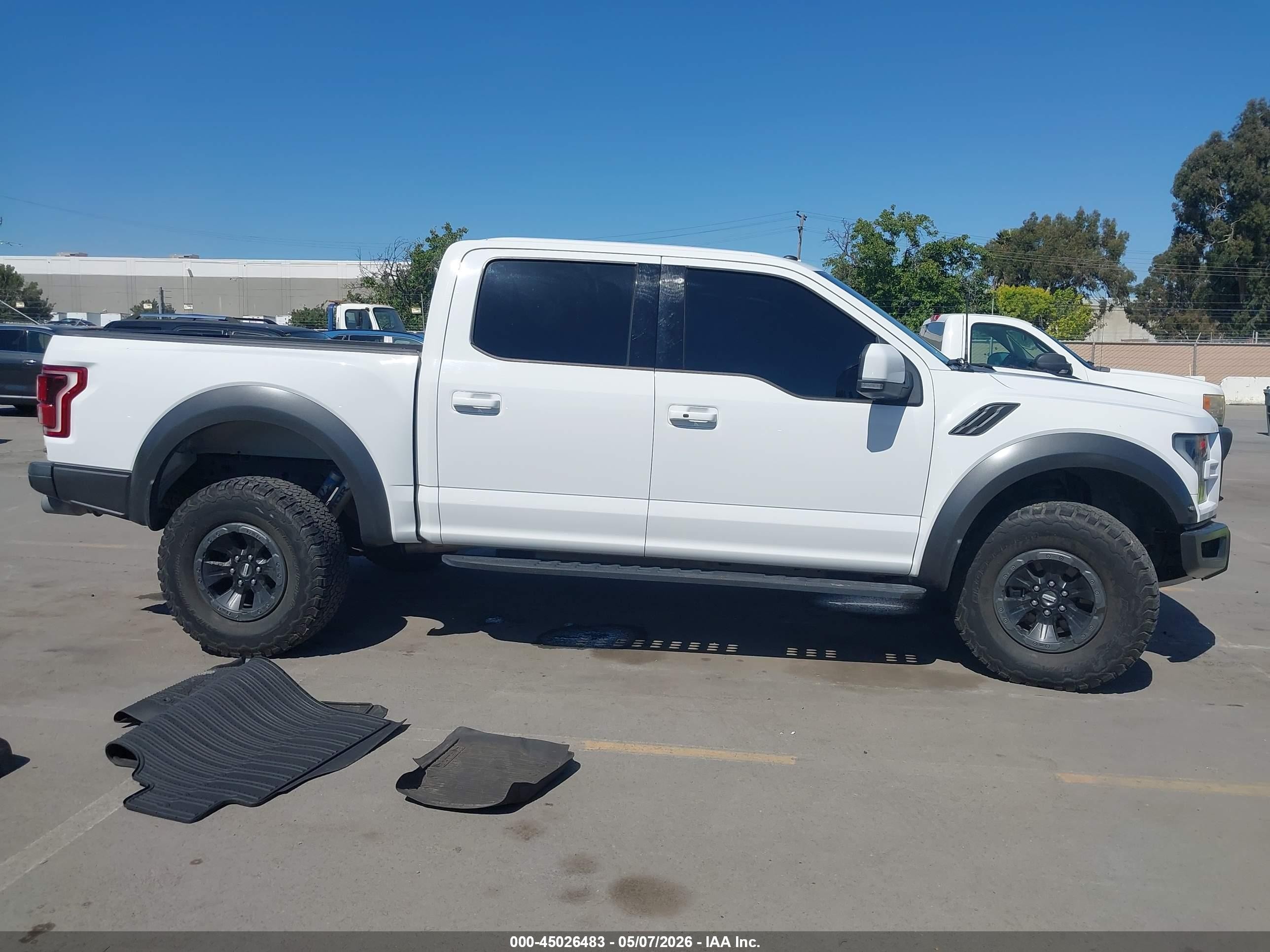 2018 Ford F-150 Raptor White vin: 1FTFW1RG4JFA96616