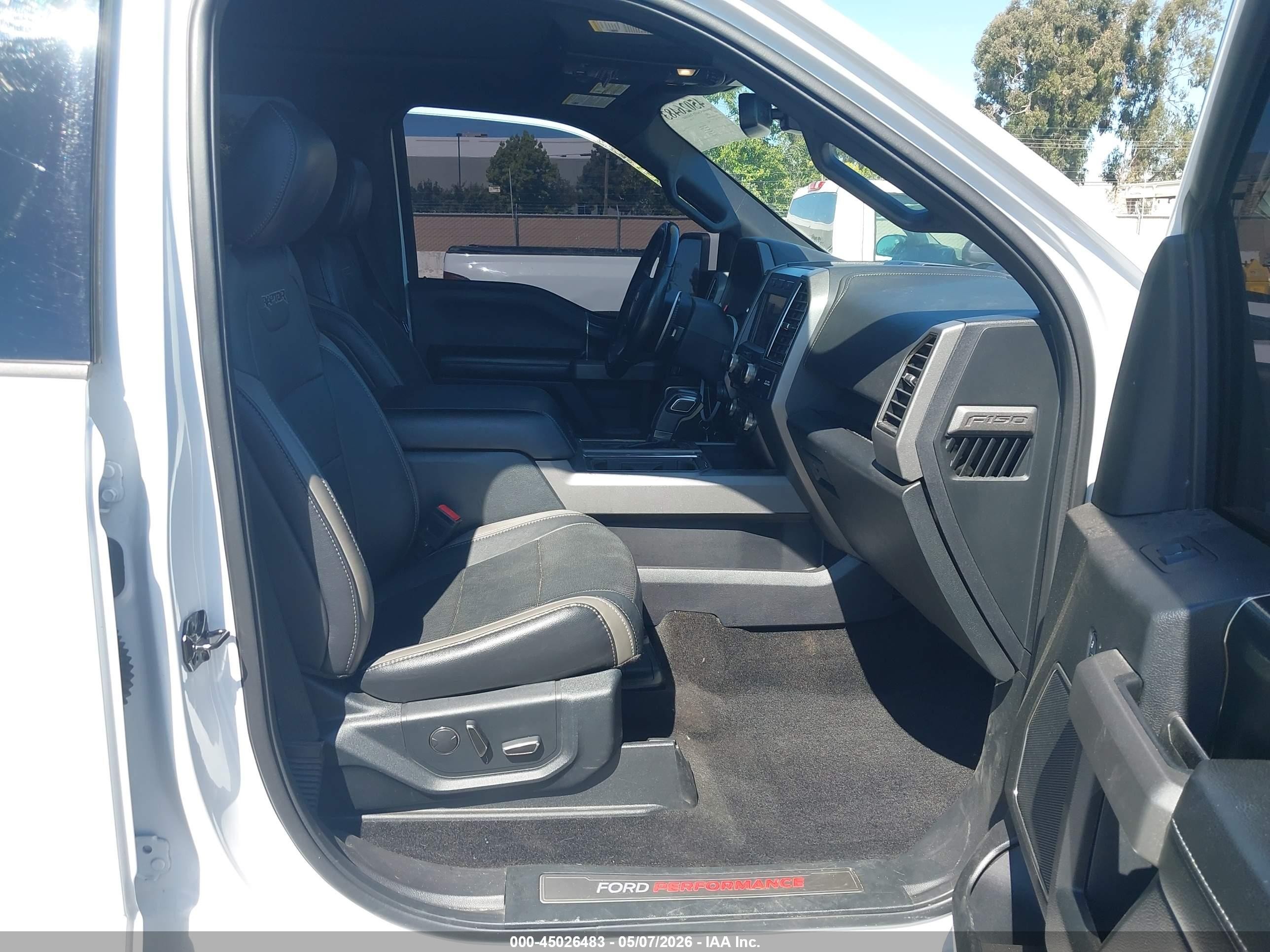 2018 Ford F-150 Raptor White vin: 1FTFW1RG4JFA96616