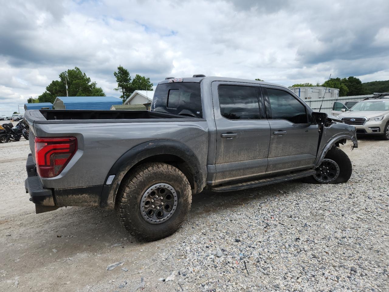 2025 Ford F150 Raptor Серый vin: 1FTFW1RG4SFA61947