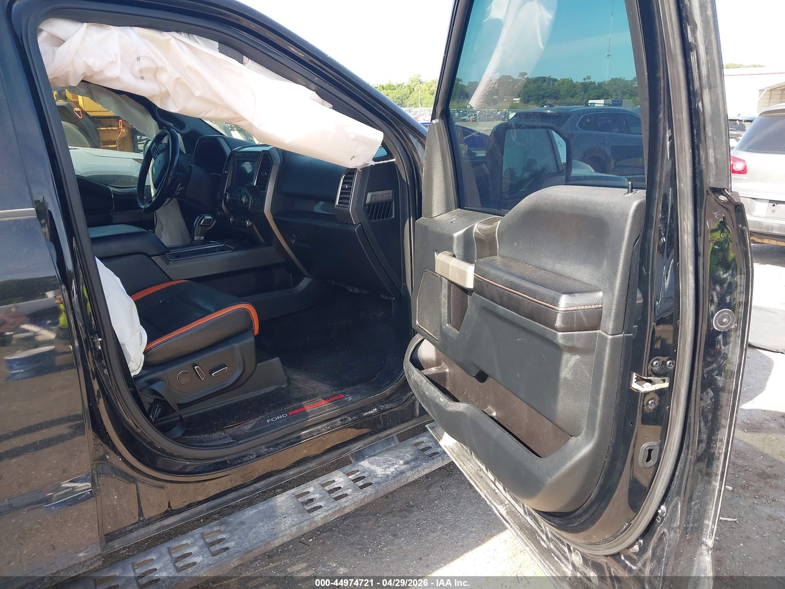 2018 Ford F-150 Raptor Black vin: 1FTFW1RG7JFE59930