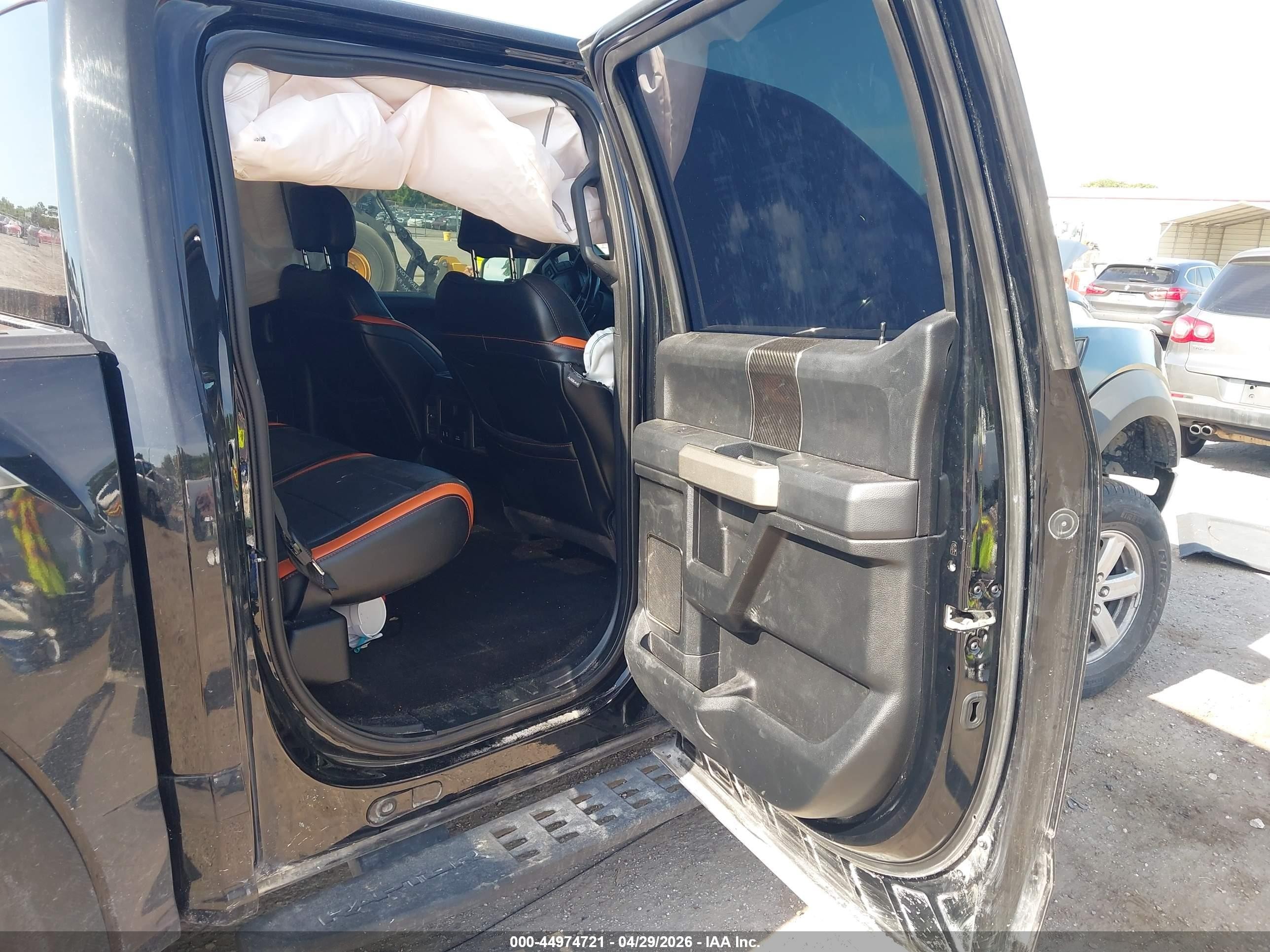 2018 Ford F-150 Raptor Black vin: 1FTFW1RG7JFE59930
