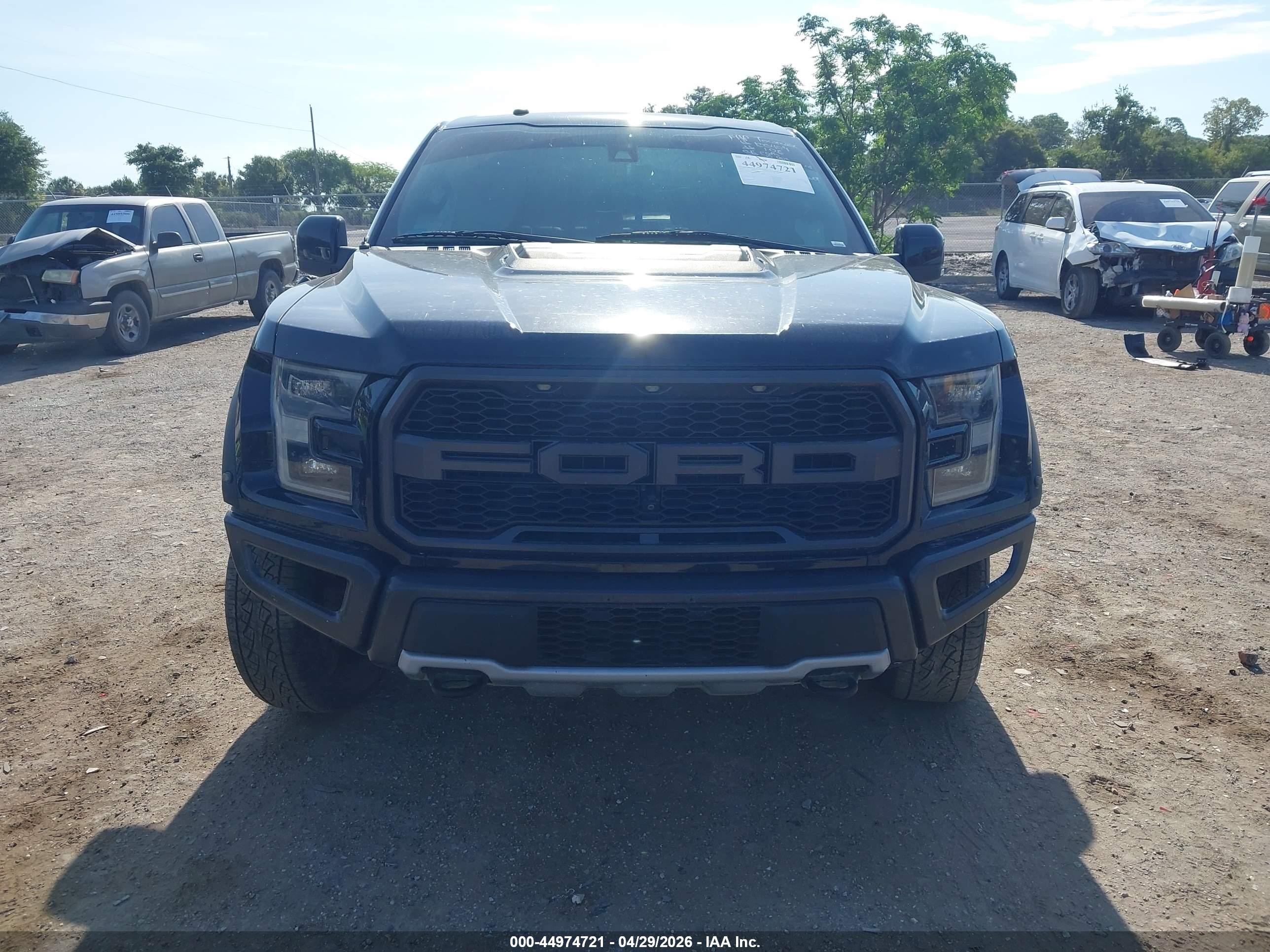 2018 Ford F-150 Raptor Black vin: 1FTFW1RG7JFE59930