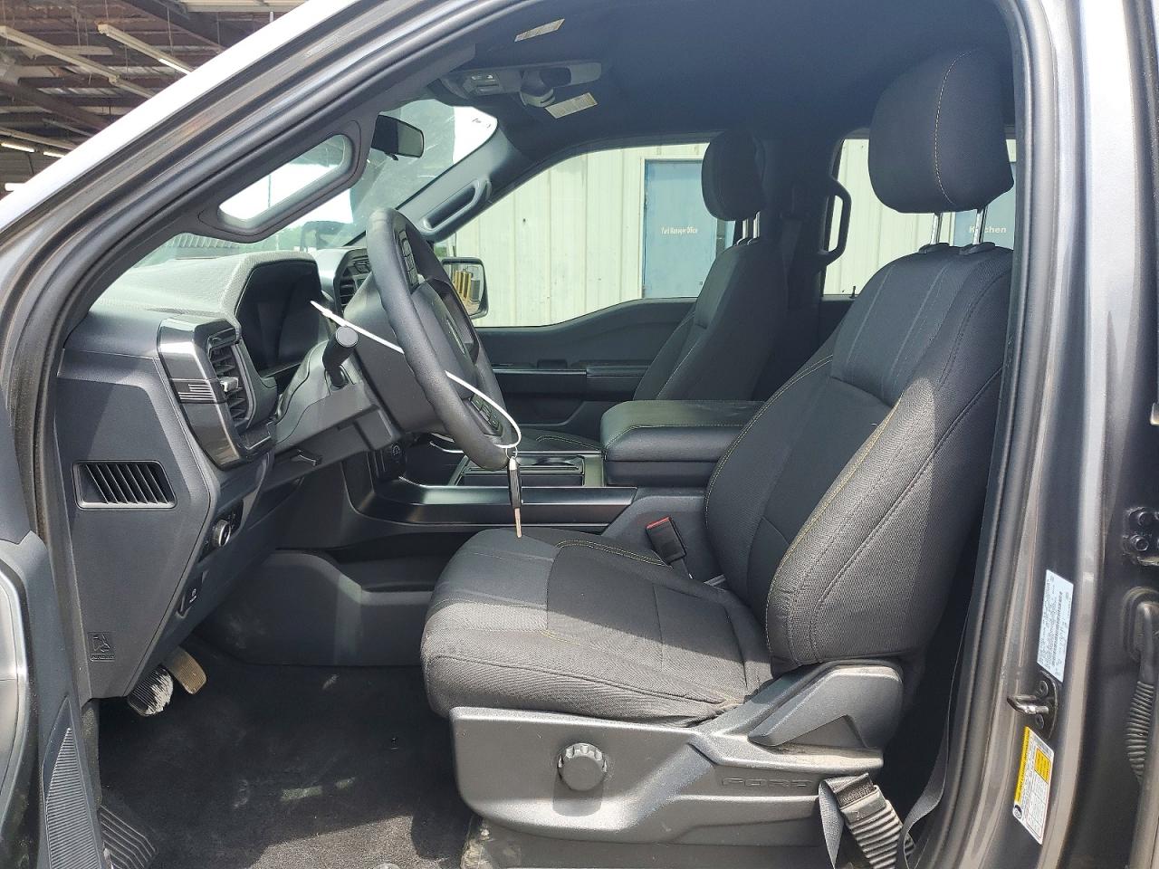 2024 Ford F150 Stx Gray vin: 1FTFW2L54RKE51476