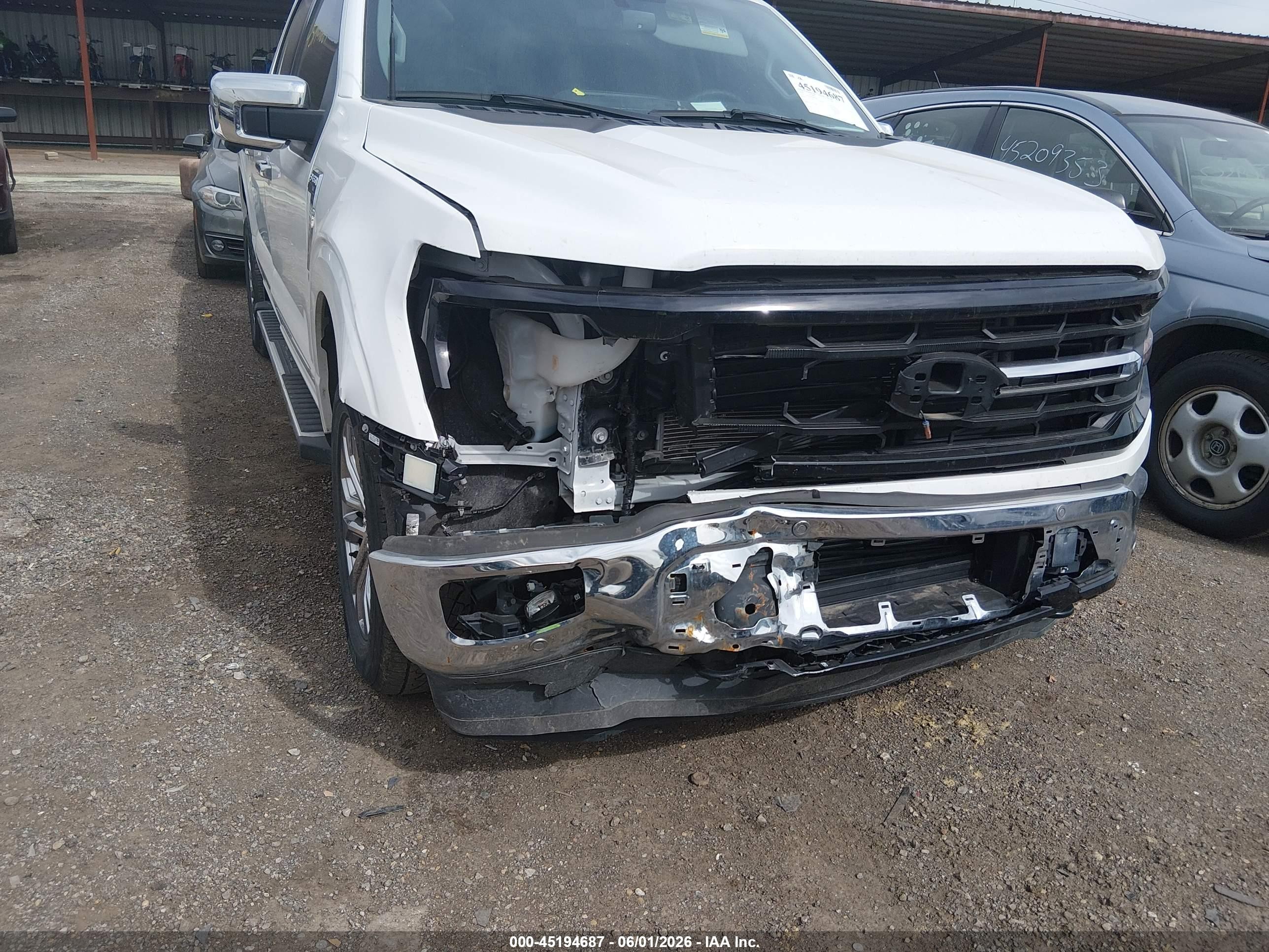 2024 Ford F-150 Xlt Белый vin: 1FTFW3L82RFB31081