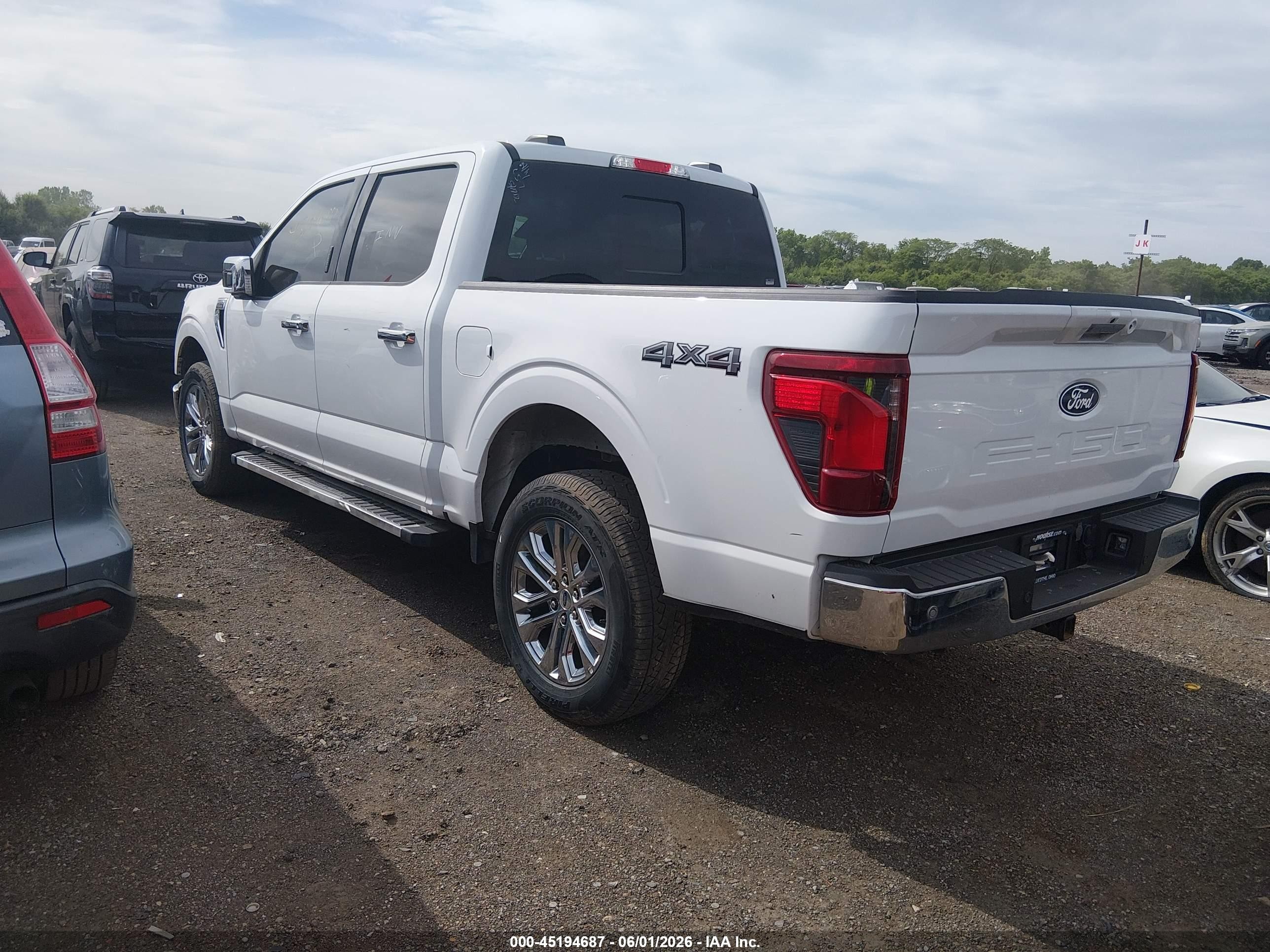 2024 Ford F-150 Xlt Белый vin: 1FTFW3L82RFB31081