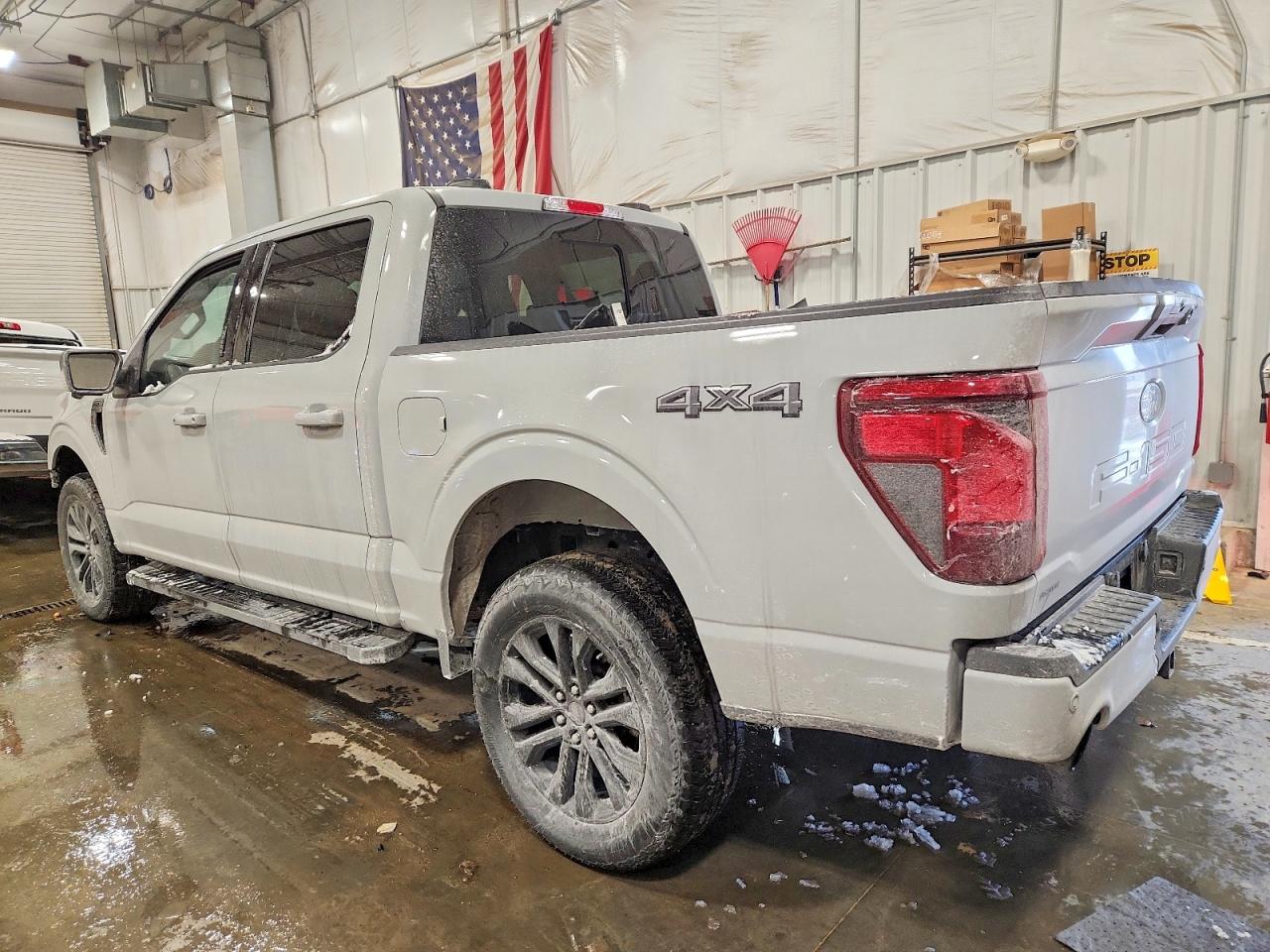 2024 Ford F150 Gray vin: 1FTFW3L83RFB54935