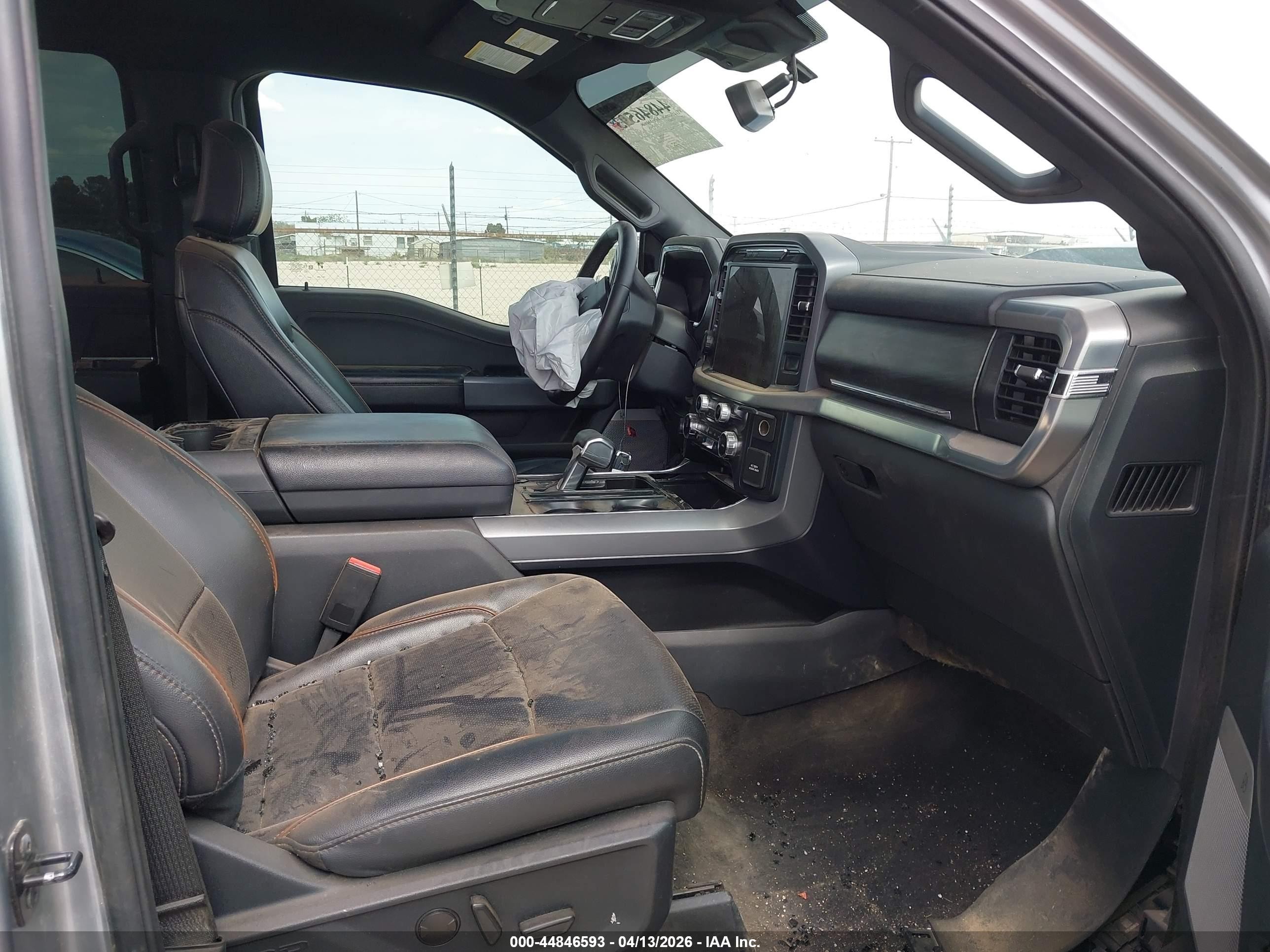 2025 Ford F-150 Lariat Gray vin: 1FTFW5L52SFA22577
