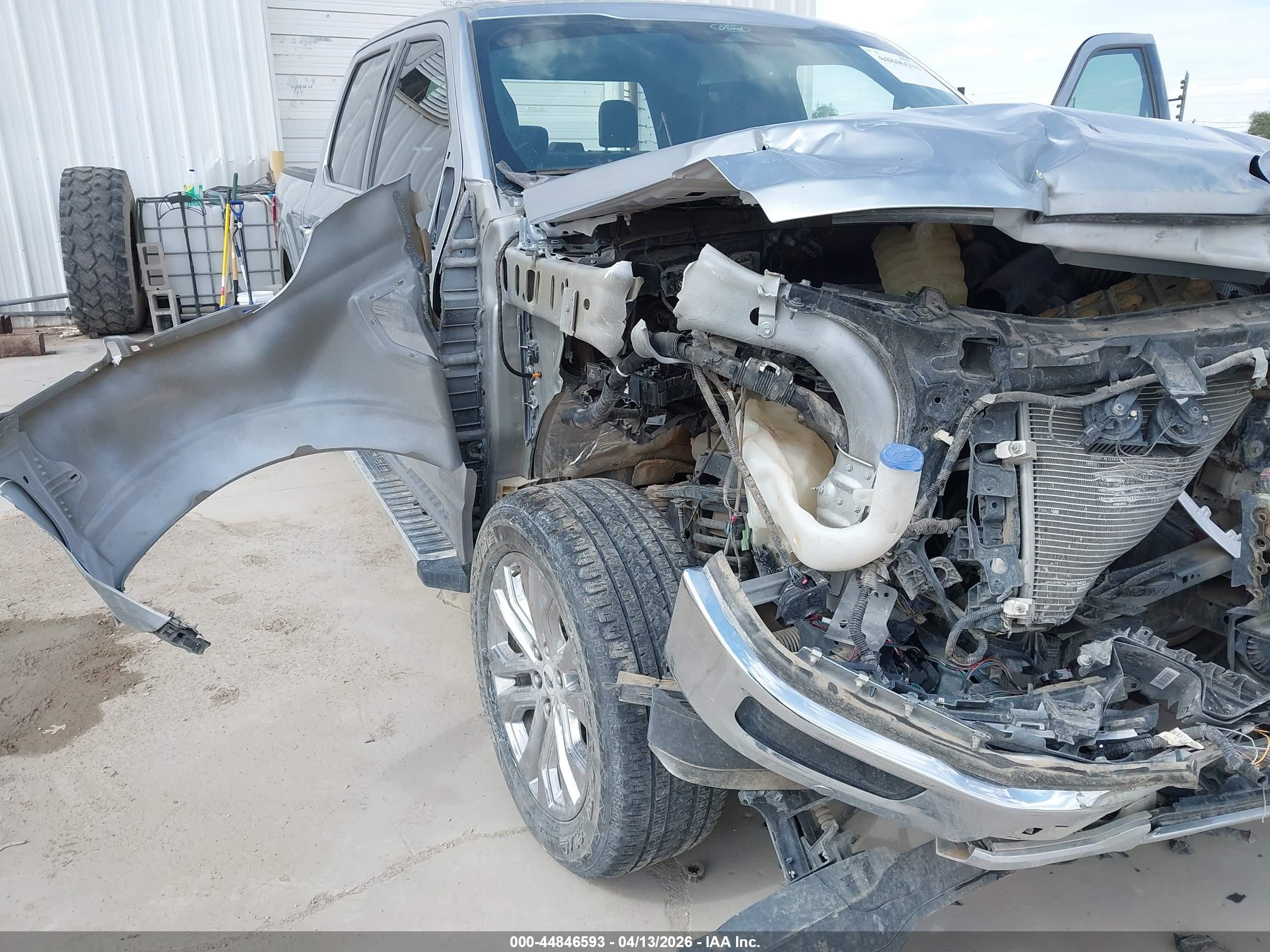 2025 Ford F-150 Lariat Gray vin: 1FTFW5L52SFA22577
