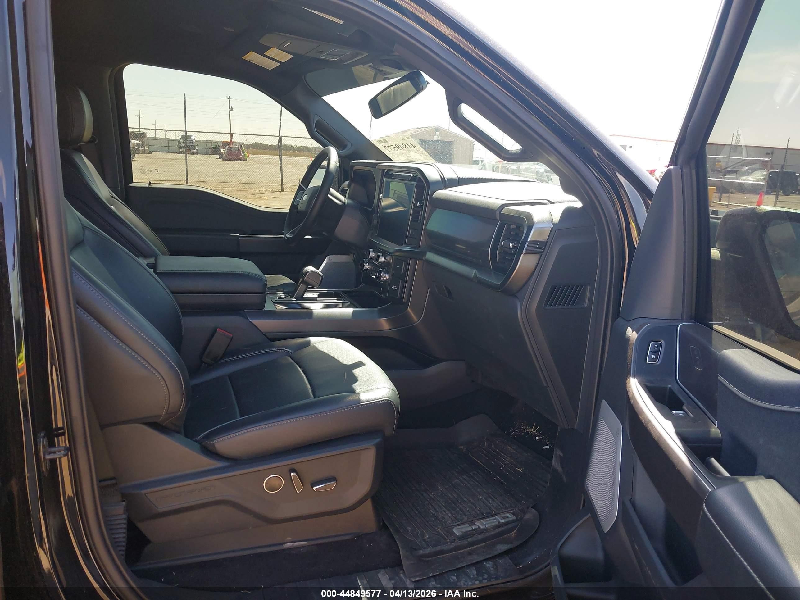 2025 Ford F-150 Lariat Black vin: 1FTFW5L56SFA52410