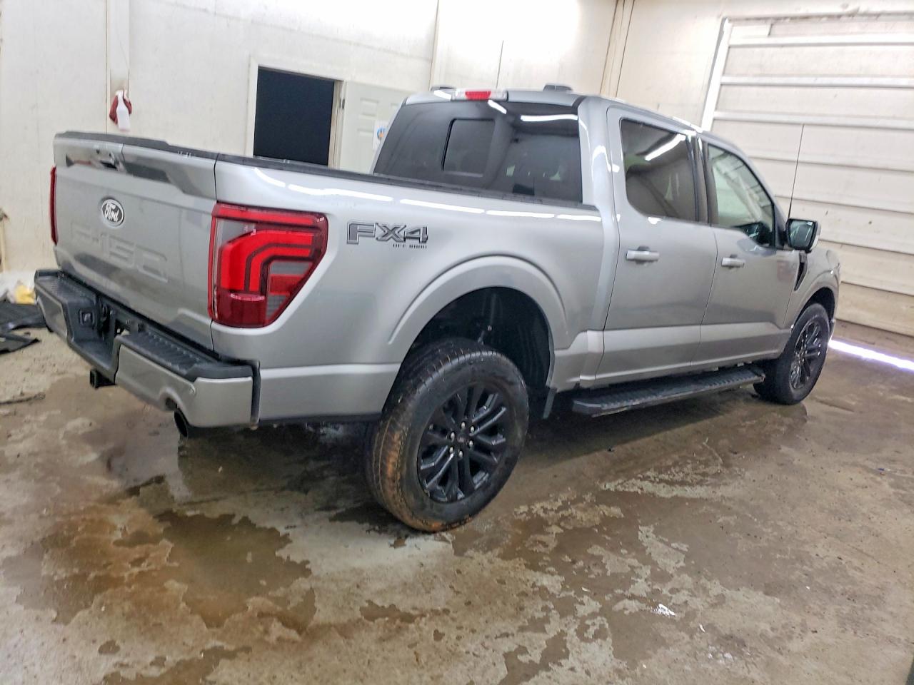 2025 Ford F150 Lariat Silver vin: 1FTFW5L56SKE68982