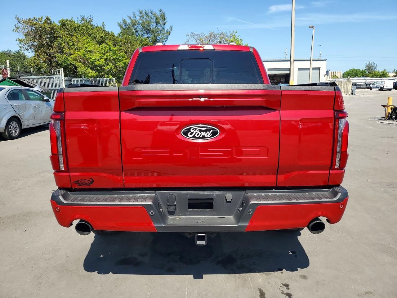 2024 Ford F150 Lariat Красный vin: 1FTFW5LDXRFB74110