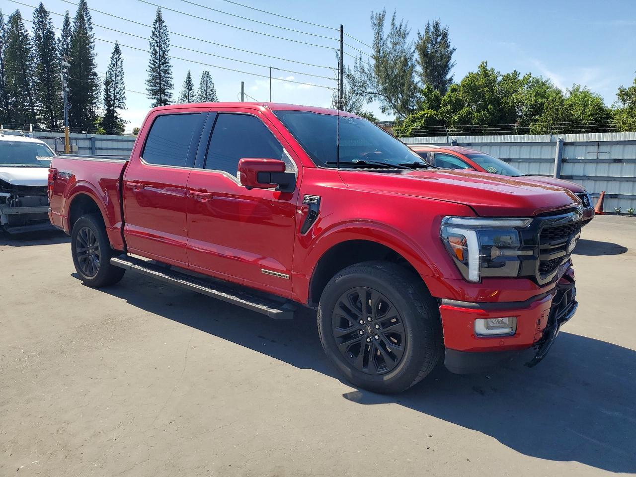 2024 Ford F150 Lariat Красный vin: 1FTFW5LDXRFB74110