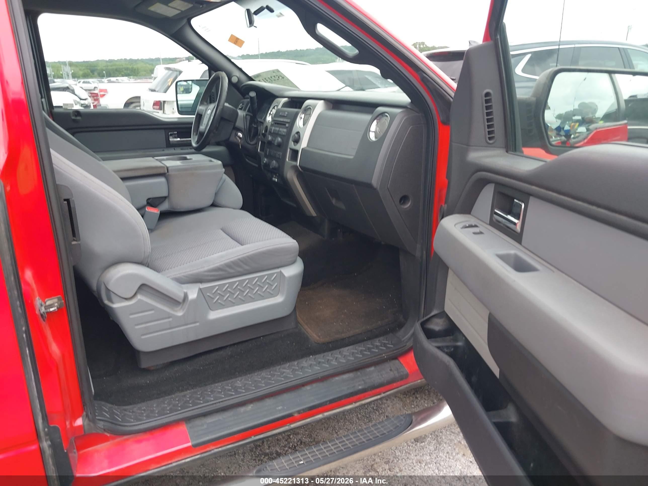 2013 Ford F-150 Xlt Red vin: 1FTFX1CF0DFB31931