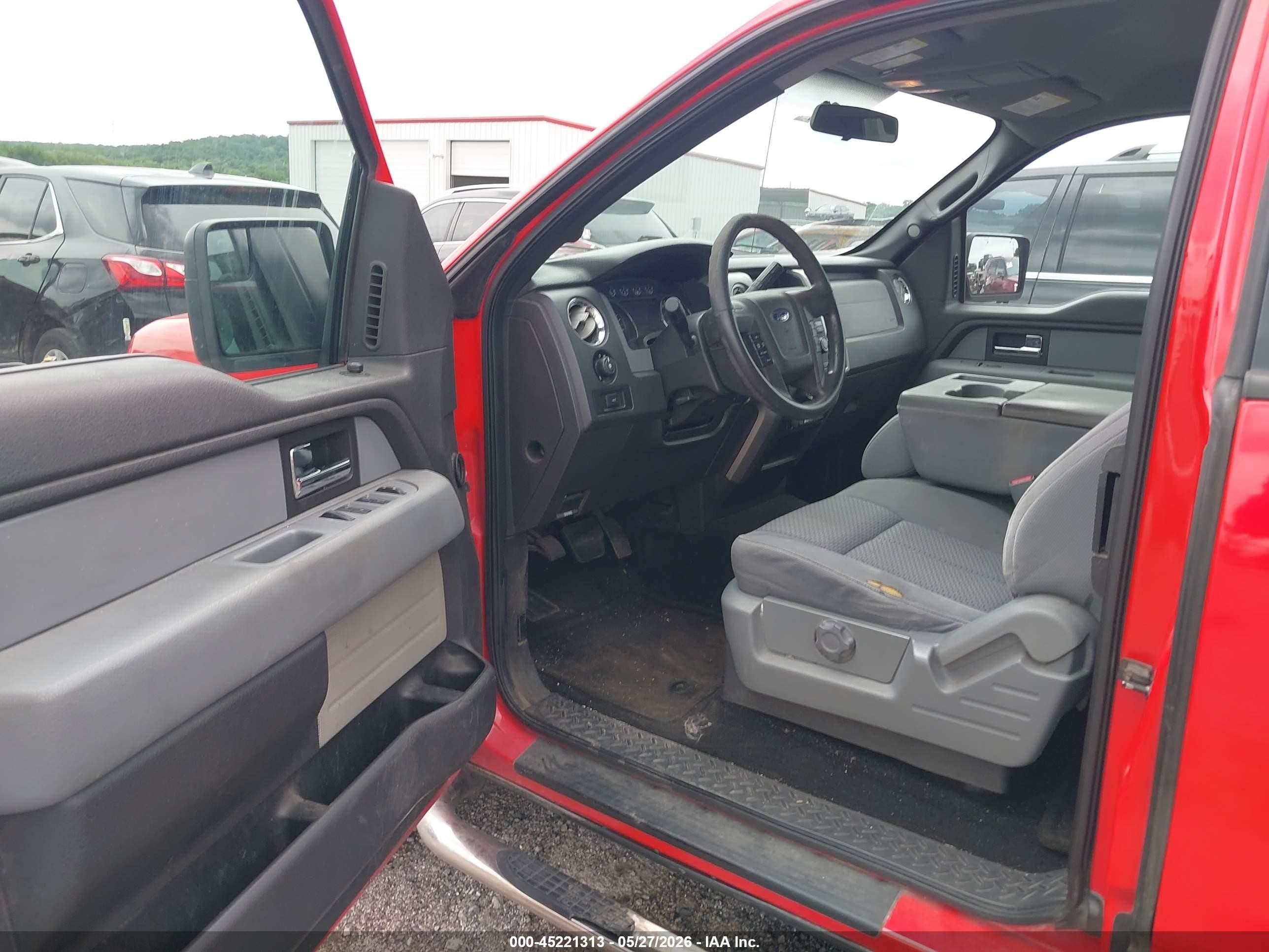 2013 Ford F-150 Xlt Red vin: 1FTFX1CF0DFB31931