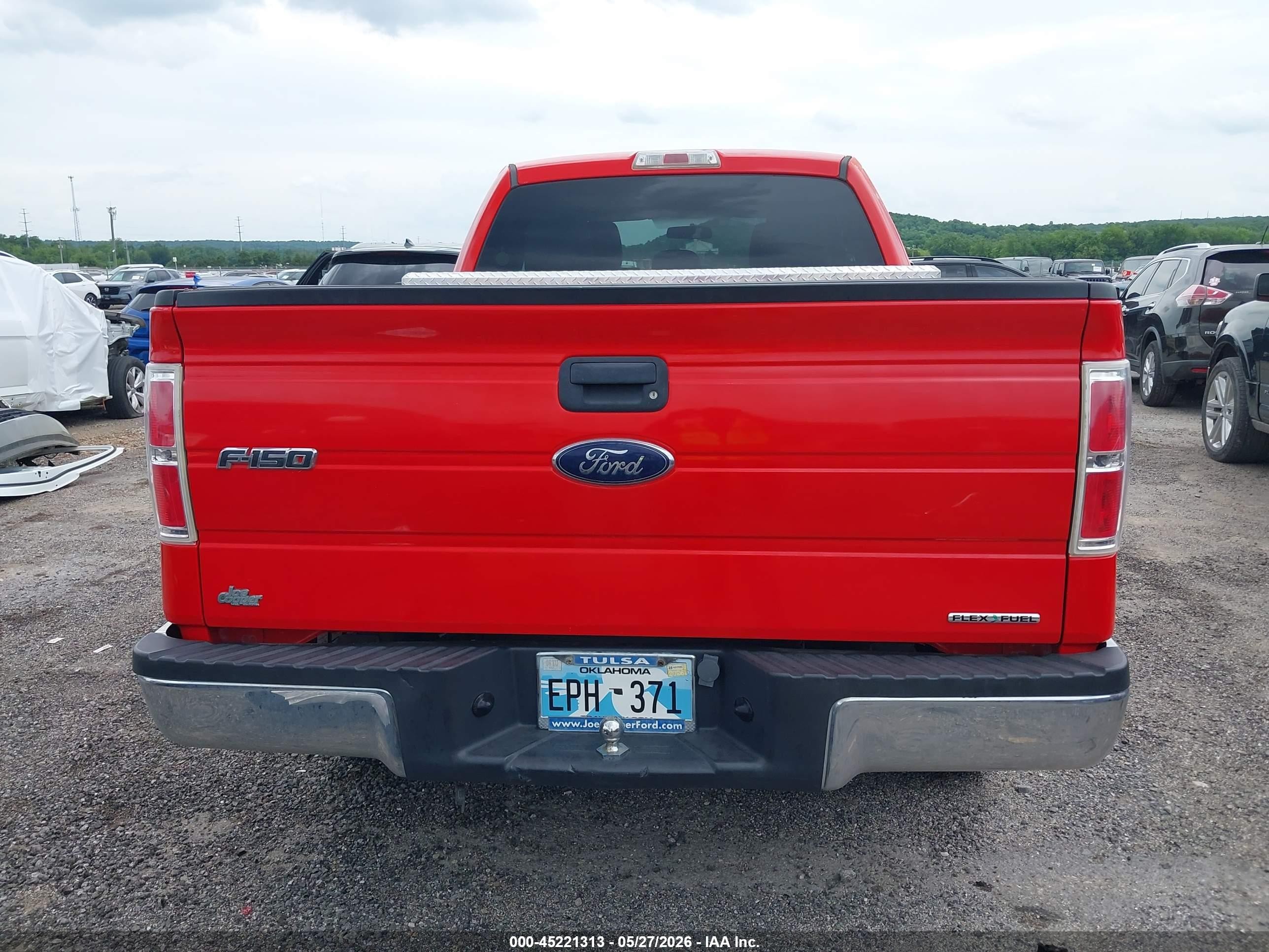 2013 Ford F-150 Xlt Red vin: 1FTFX1CF0DFB31931