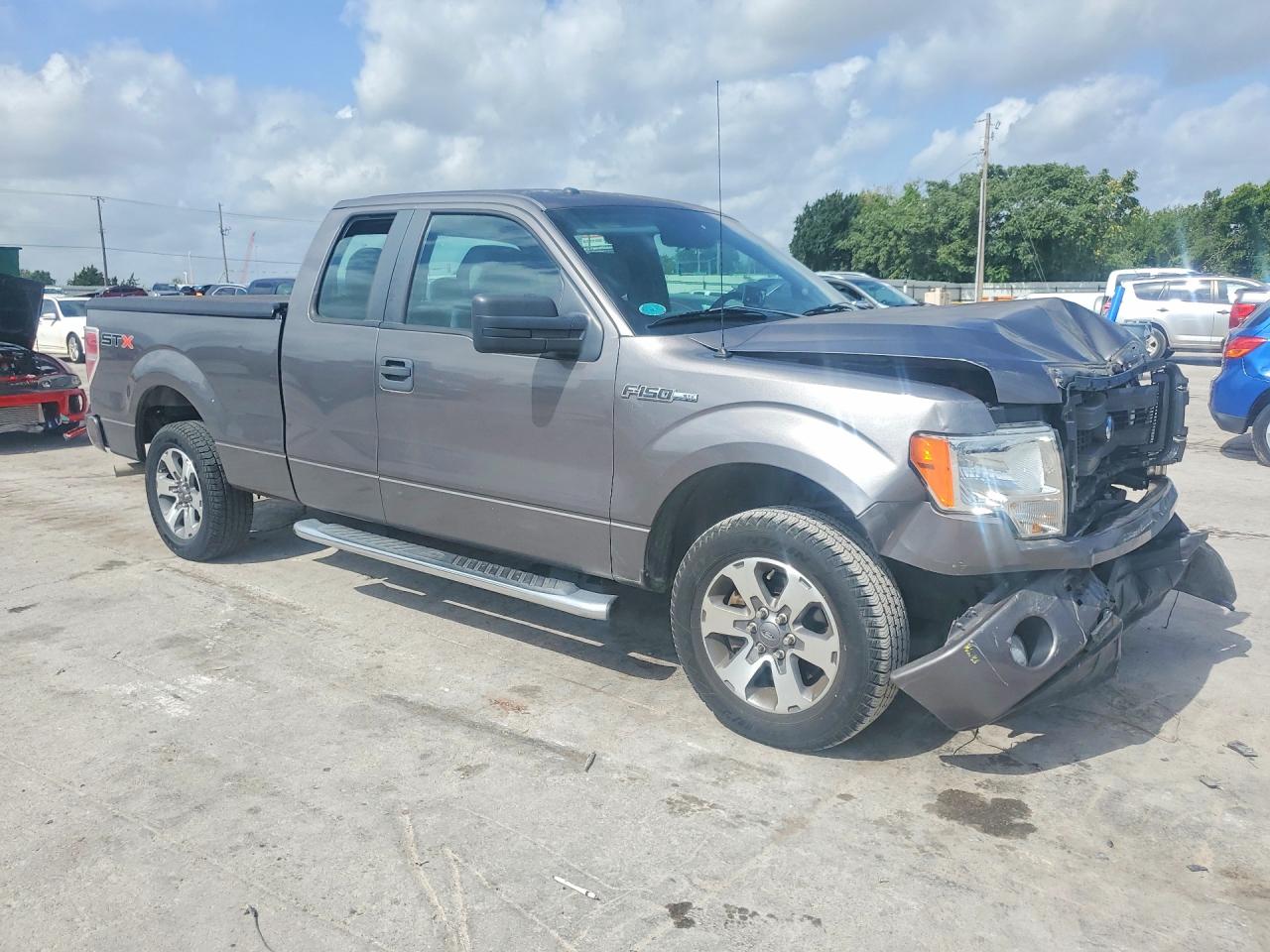 2013 Ford F150 Super Cab Gray vin: 1FTFX1CF0DFC64866