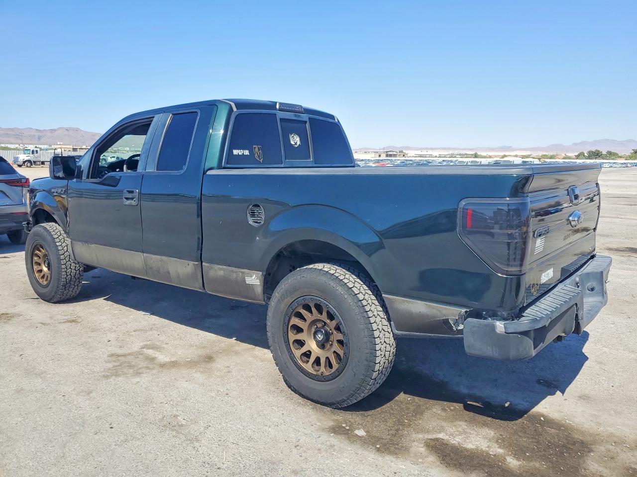 2013 Ford F150 Super Cab Green vin: 1FTFX1CF0DKF97298