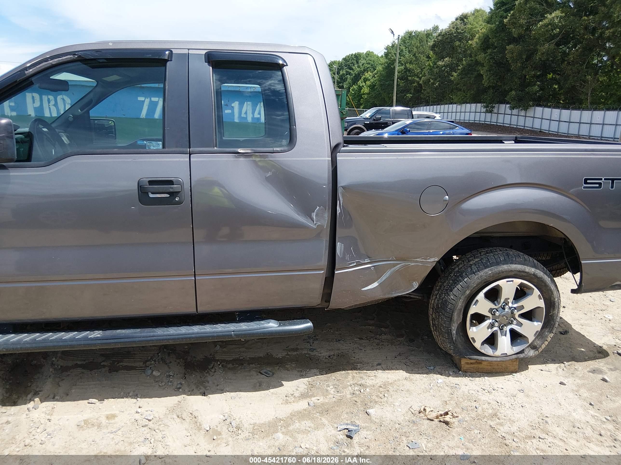 2013 Ford F-150 Stx Gray vin: 1FTFX1CF0DKG16643