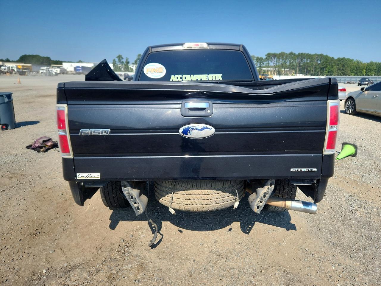 2011 Ford F150 Super Cab Black vin: 1FTFX1CF1BFB29151