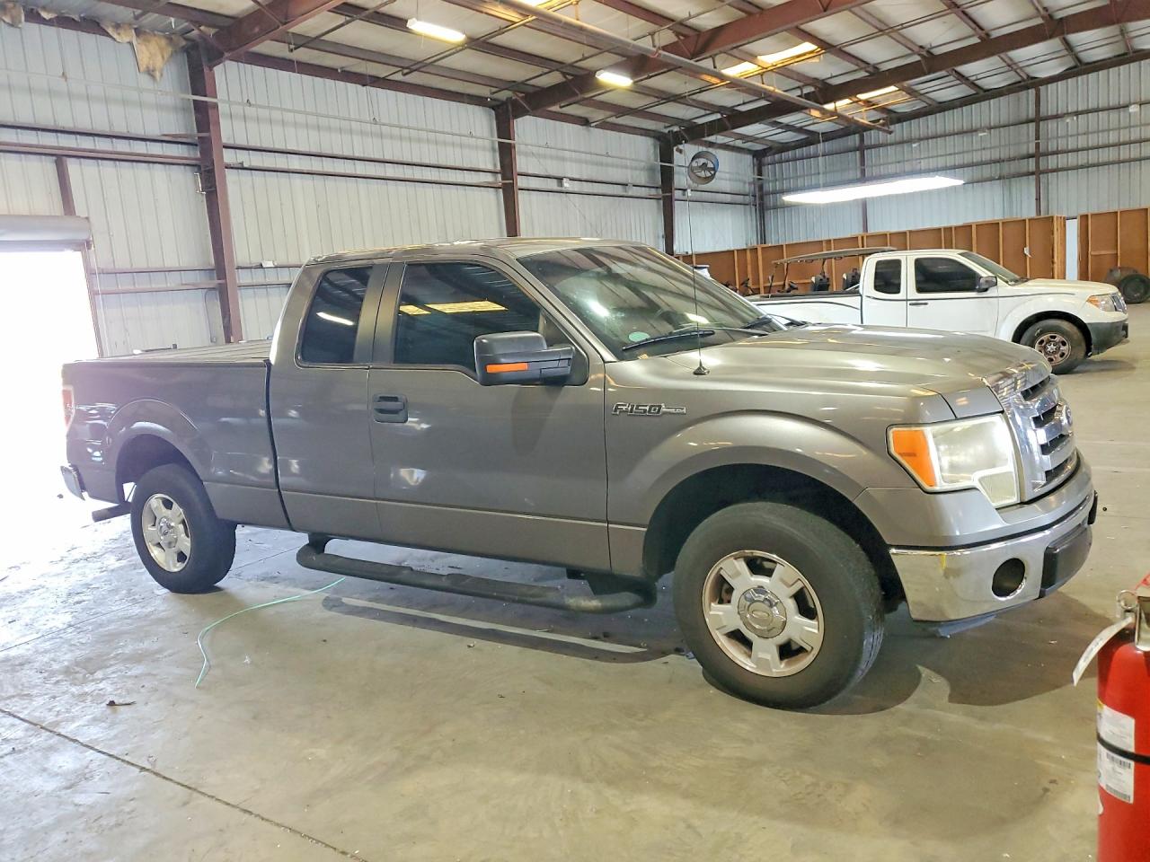 2011 Ford F150 Super Cab Серый vin: 1FTFX1CF1BFC91314