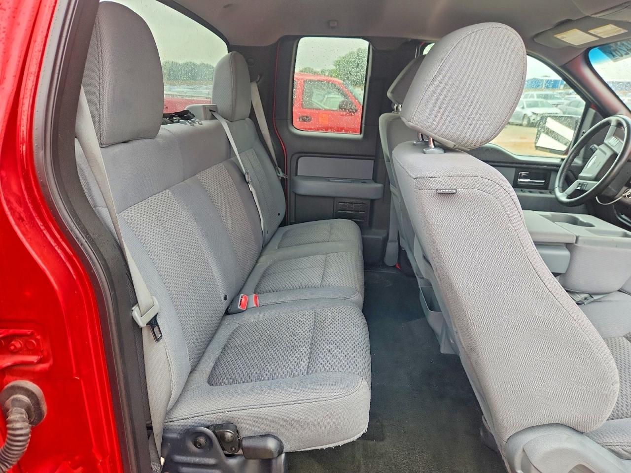 2012 Ford F150 Super Cab Red vin: 1FTFX1CF1CFB68405