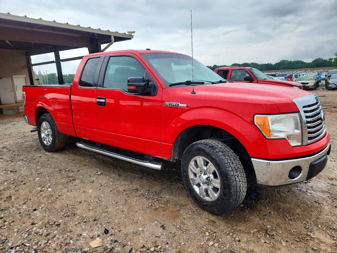 2012 Ford F150 Super Cab Red vin: 1FTFX1CF1CFB68405